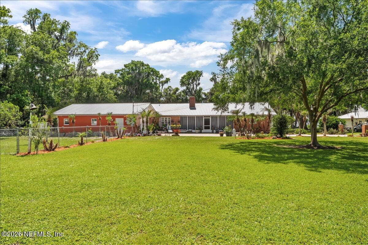 Photo 2 of 117 ST JOHNS FISHING LODGE Road, Crescent City, FL 32112