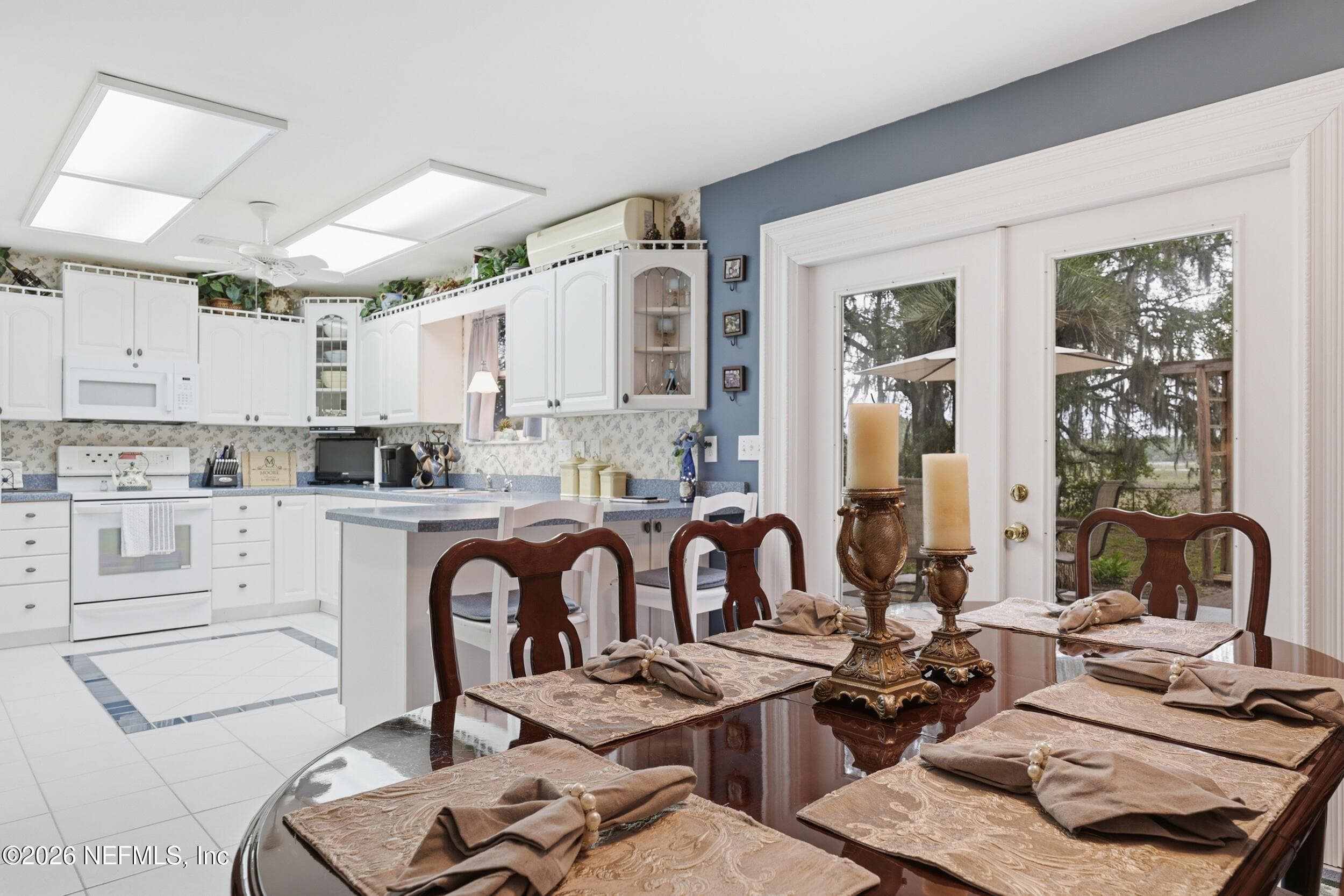 Eat-in Kitchen/ DIning Room — 5419 COUNTY ROAD 352, Keystone Heights, FL 32656