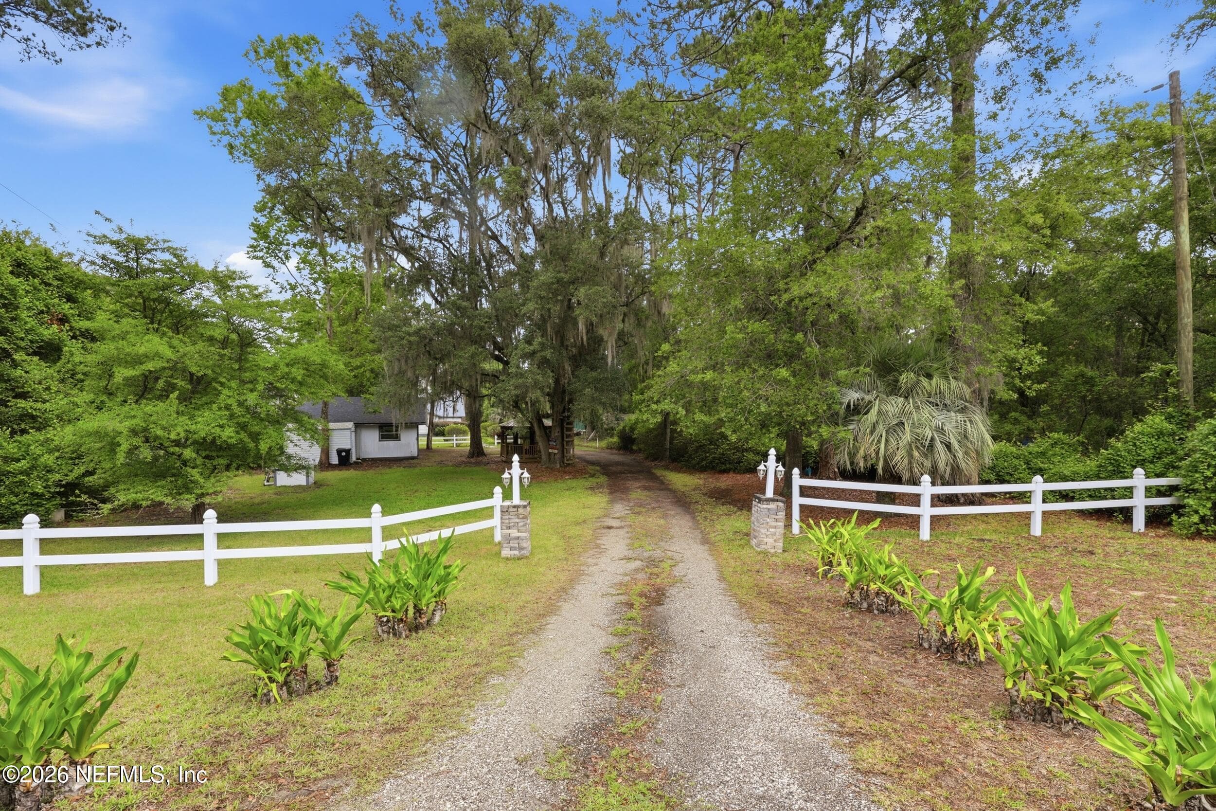 Entrance to Property from Paved Road — 5419 COUNTY ROAD 352, Keystone Heights, FL 32656