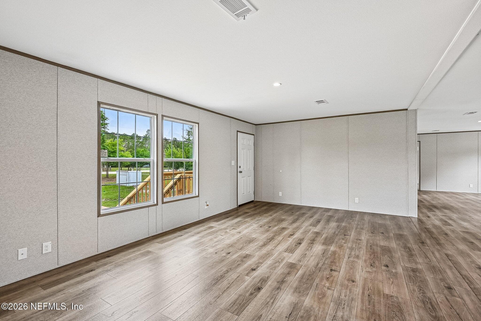 living room entrance — 6771 SW COUNTY ROAD 225, Starke, FL 32091