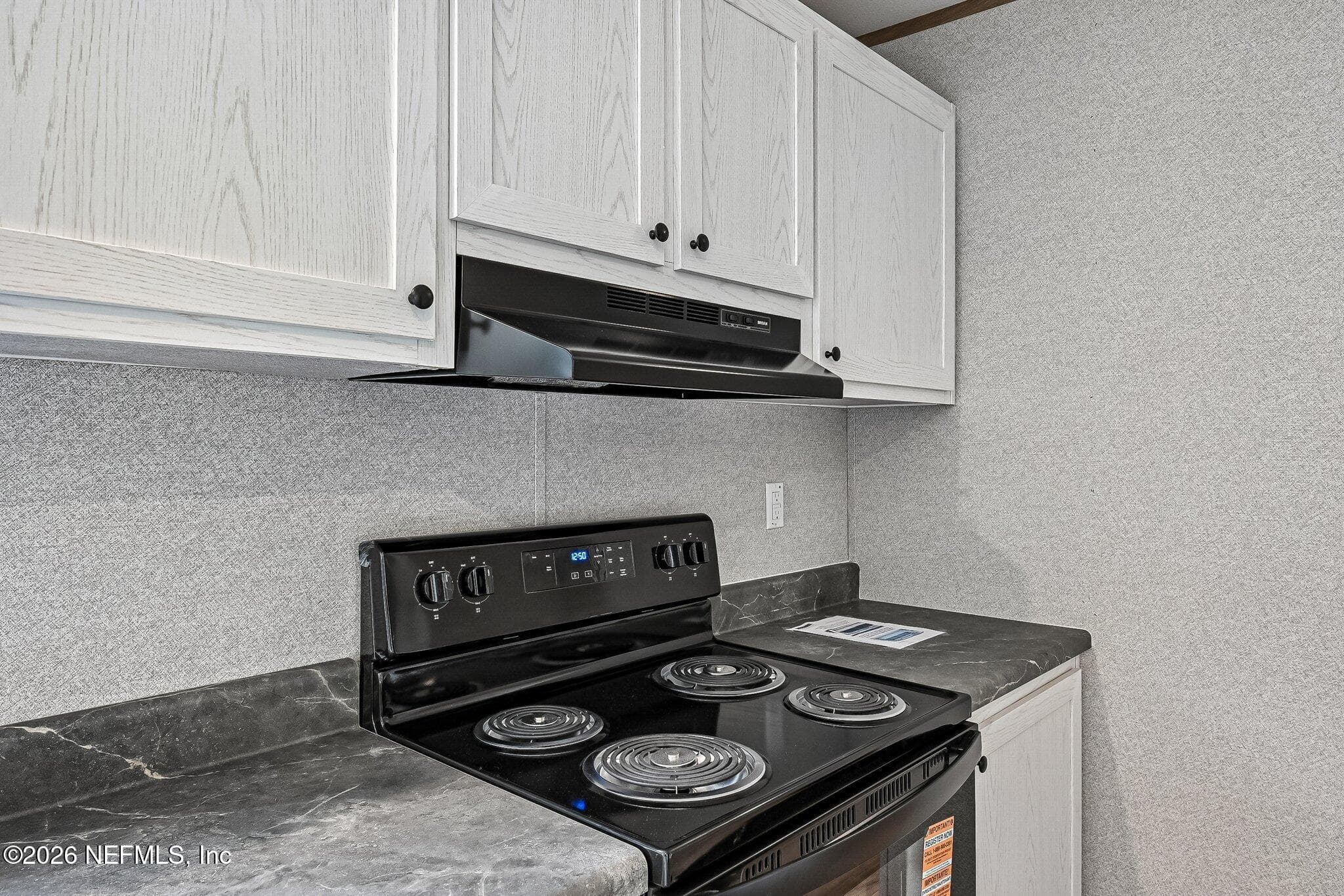 kitchen new appliances — 6771 SW COUNTY ROAD 225, Starke, FL 32091