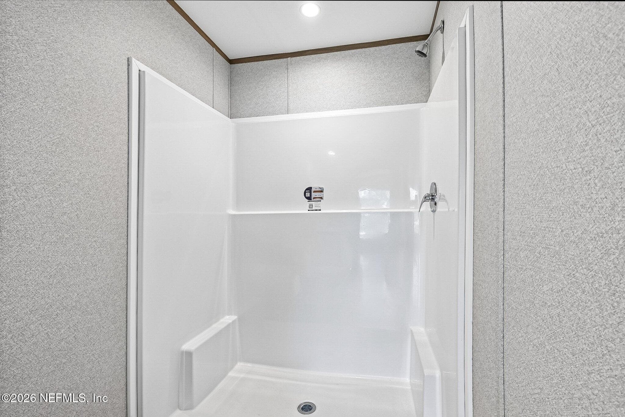 Primary bathroom walk in shower — 6771 SW COUNTY ROAD 225, Starke, FL 32091
