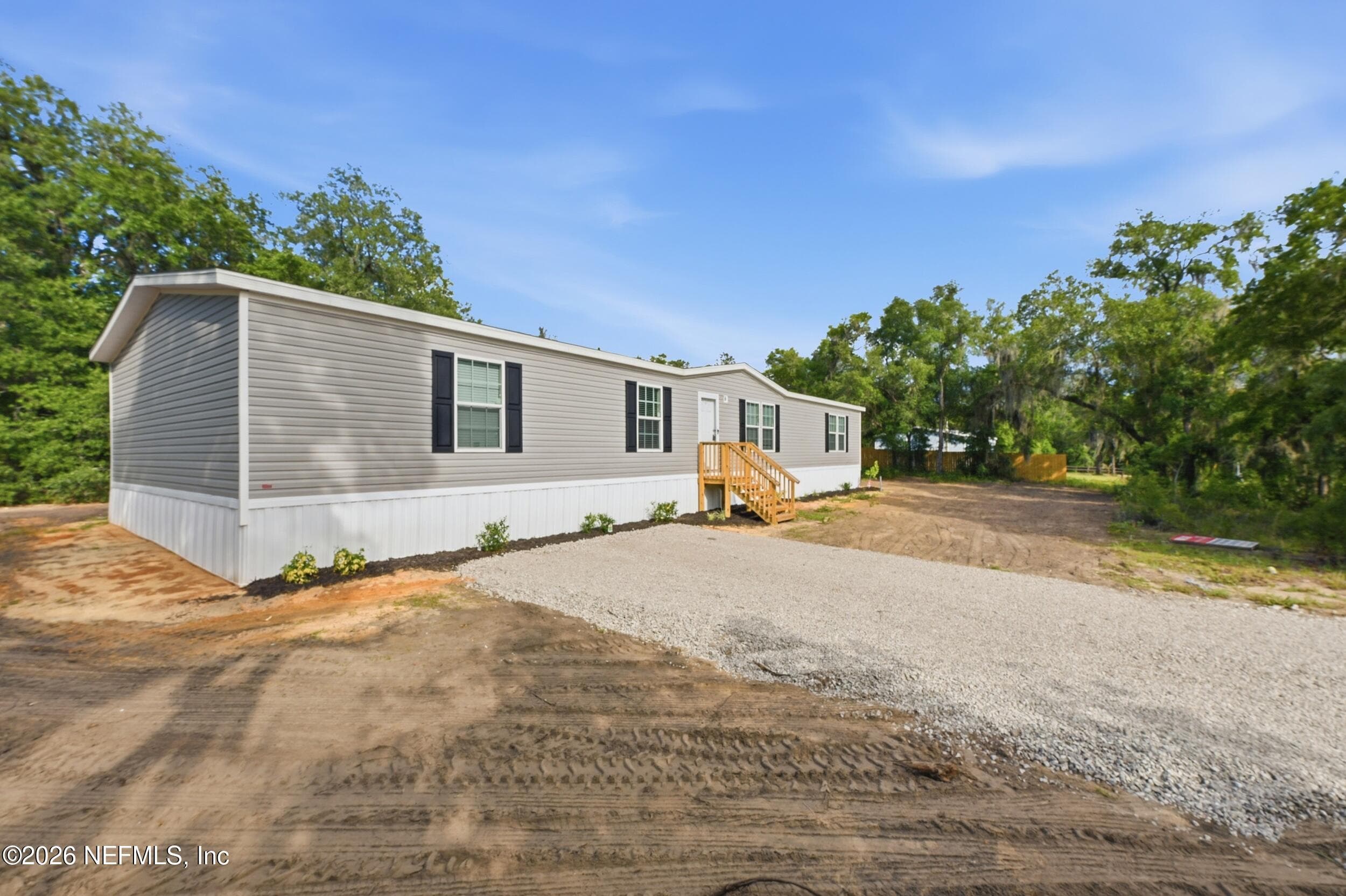 Photo 4 of 352 N COUNTY ROAD 315, Interlachen, FL 32148