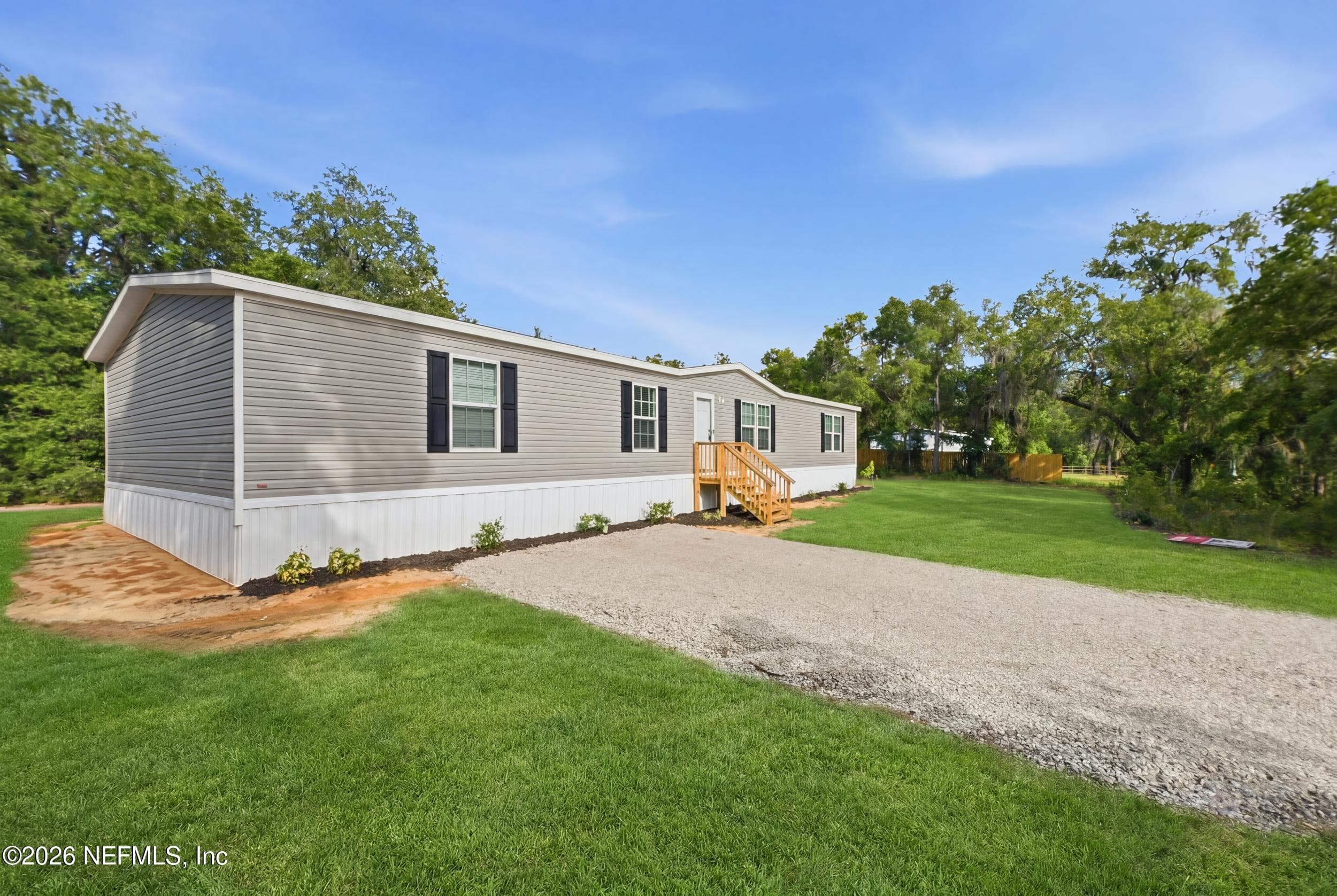 Photo 5 of 352 N COUNTY ROAD 315, Interlachen, FL 32148