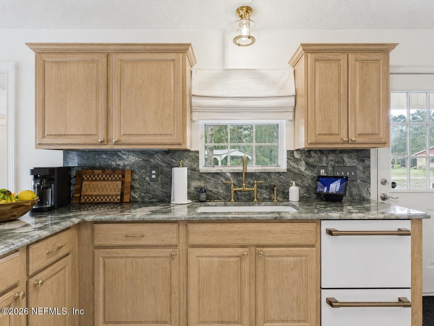 Photo 21 of 129 GRASSY Lane, Palatka, FL 32177