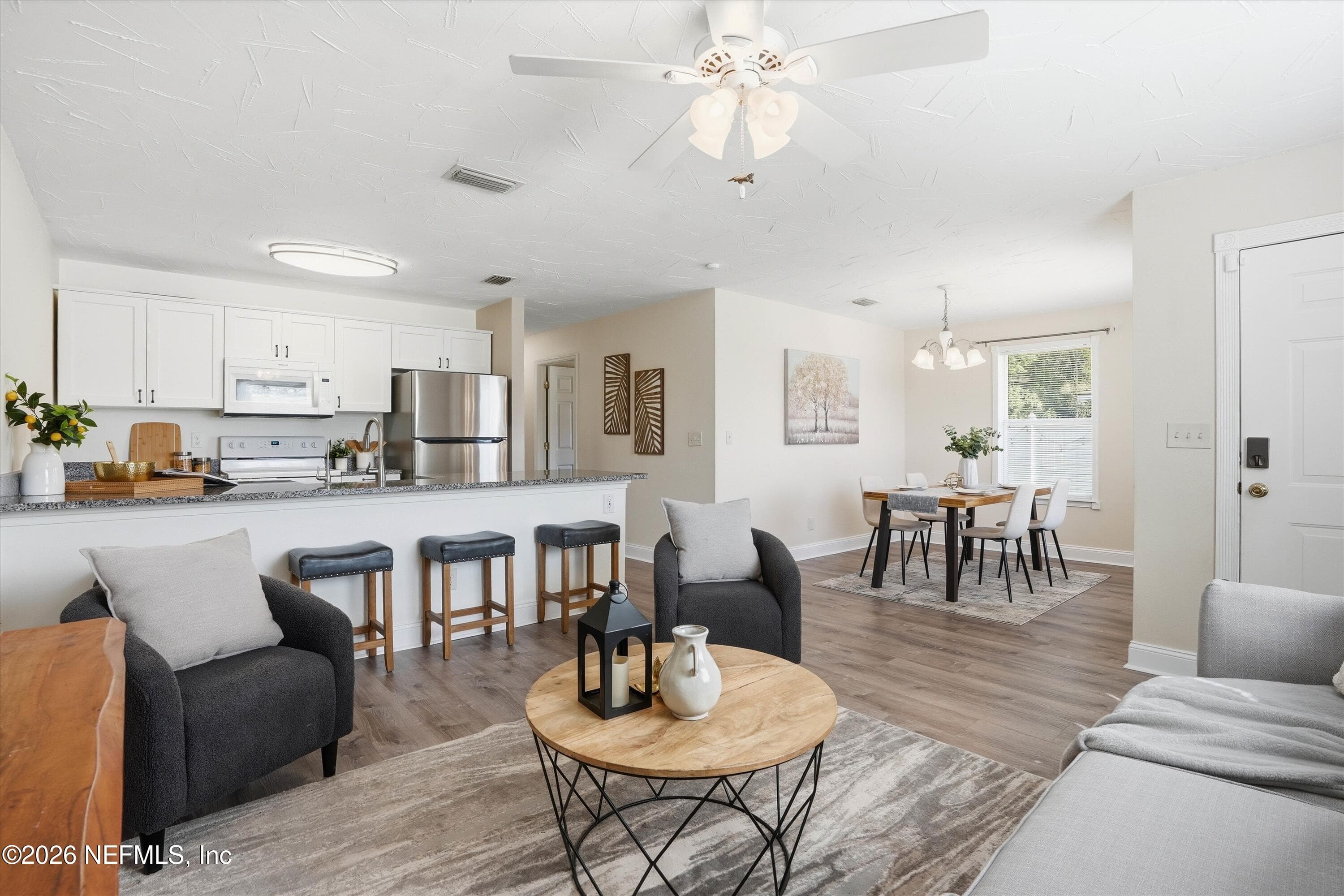 Photo 5 of 998 CABO BLANCO Avenue E, Jacksonville, FL 32233