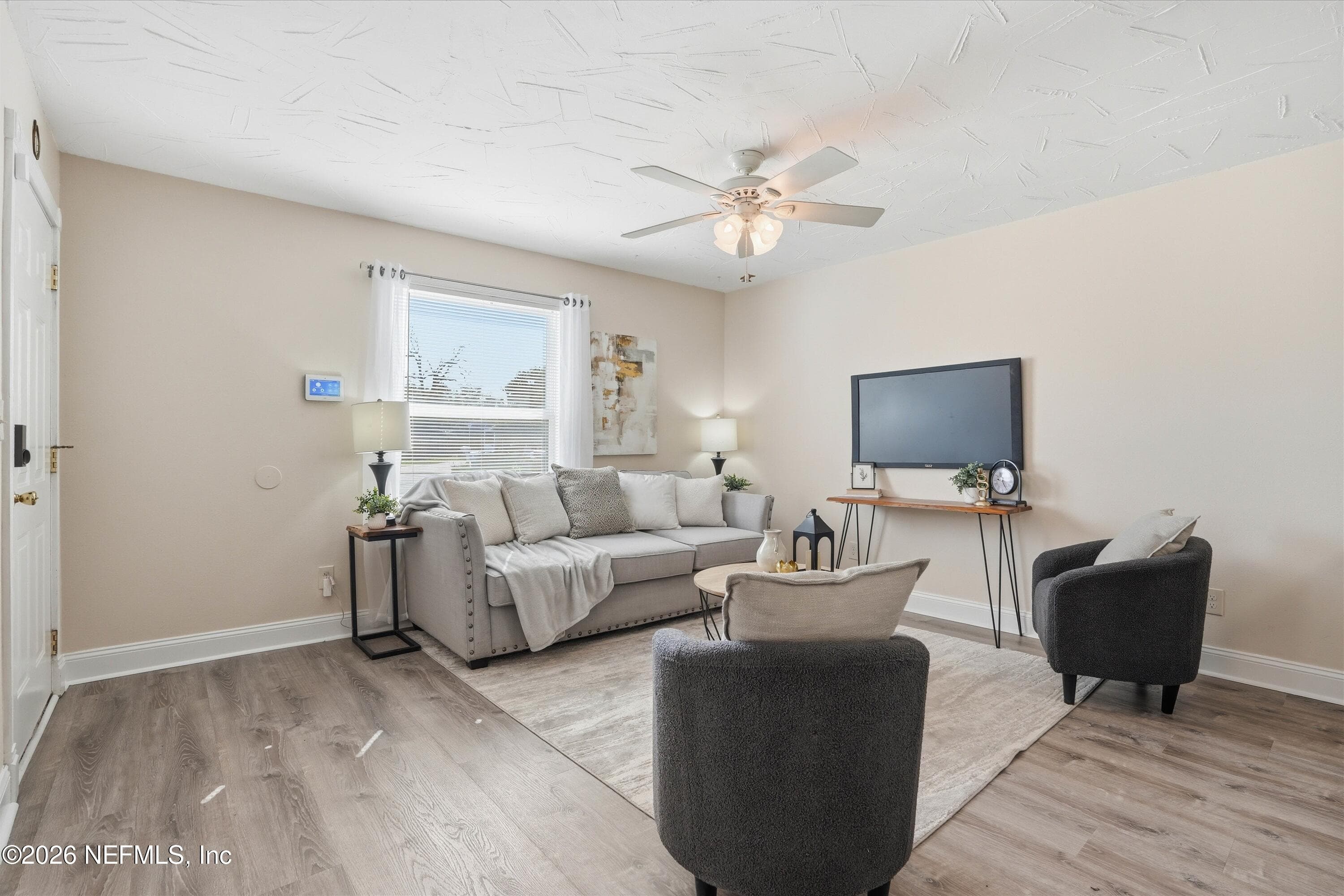 Photo 6 of 998 CABO BLANCO Avenue E, Jacksonville, FL 32233