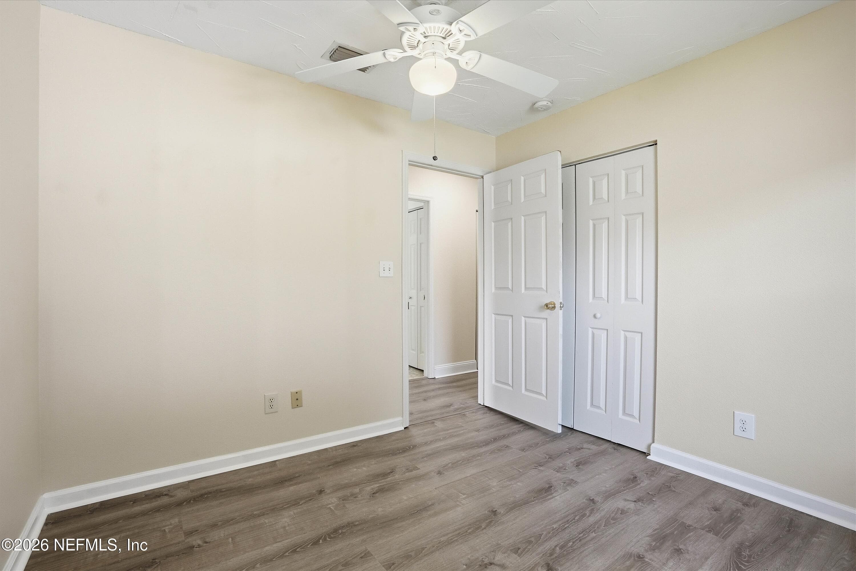 Photo 16 of 998 CABO BLANCO Avenue E, Jacksonville, FL 32233