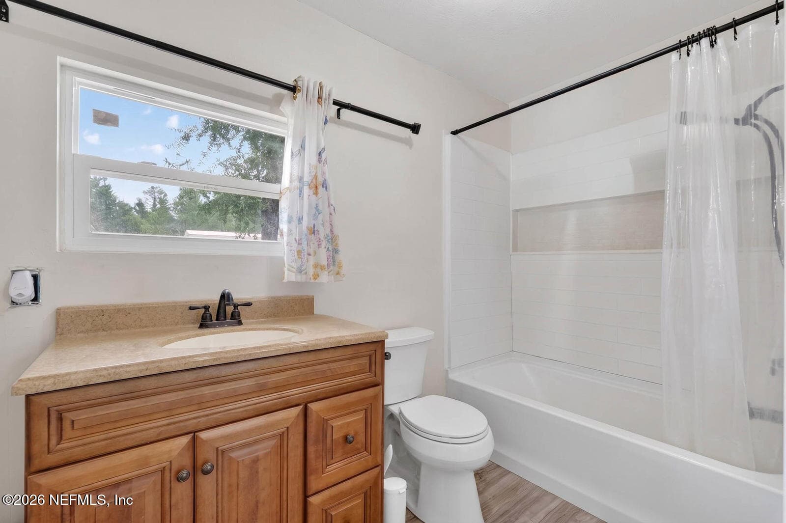 Photo 34 of 134 WINDY HILLS Road, Hawthorne, FL 32640