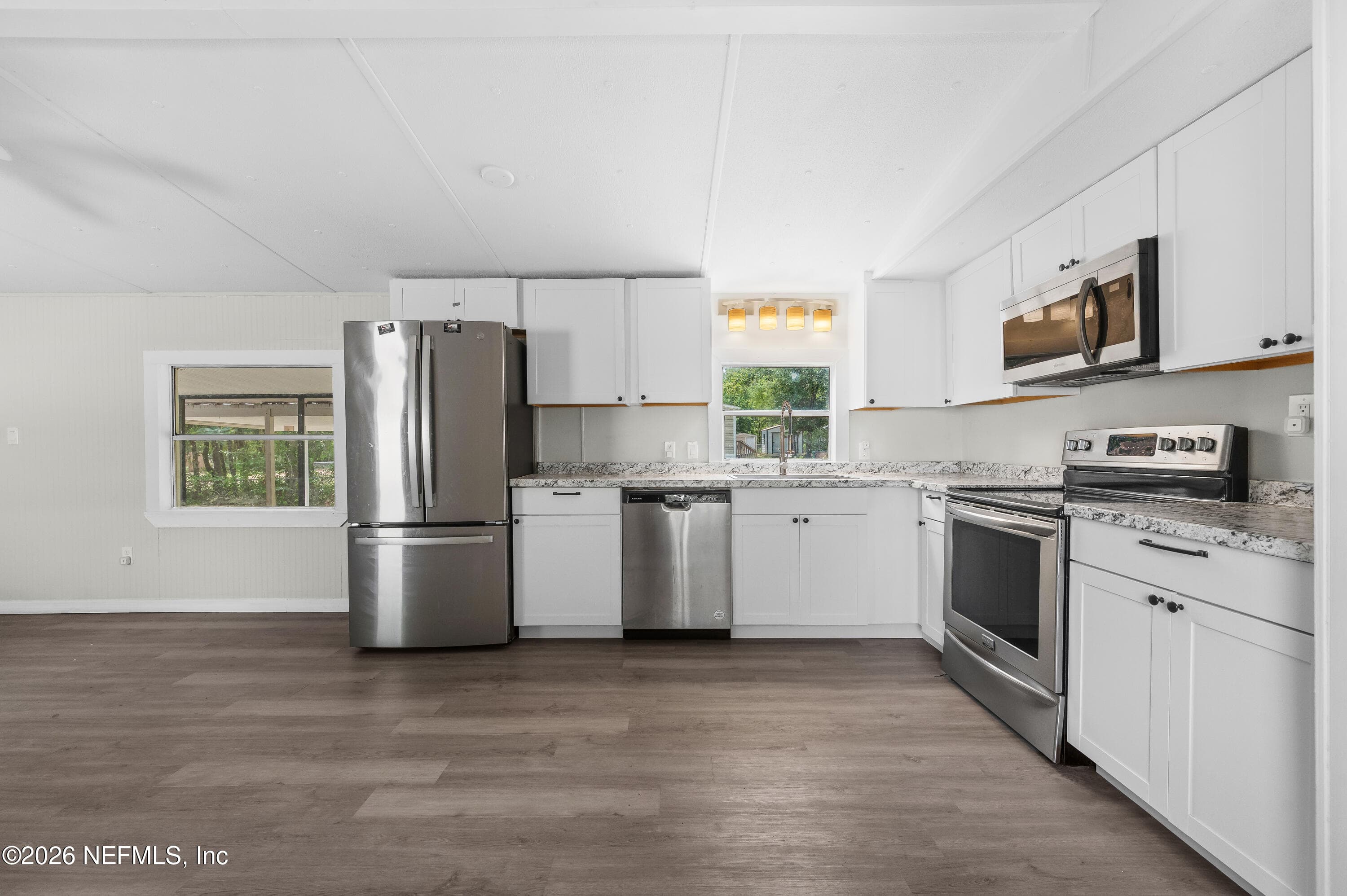 Photo 22 of 207 MILTON Avenue, Interlachen, FL 32148