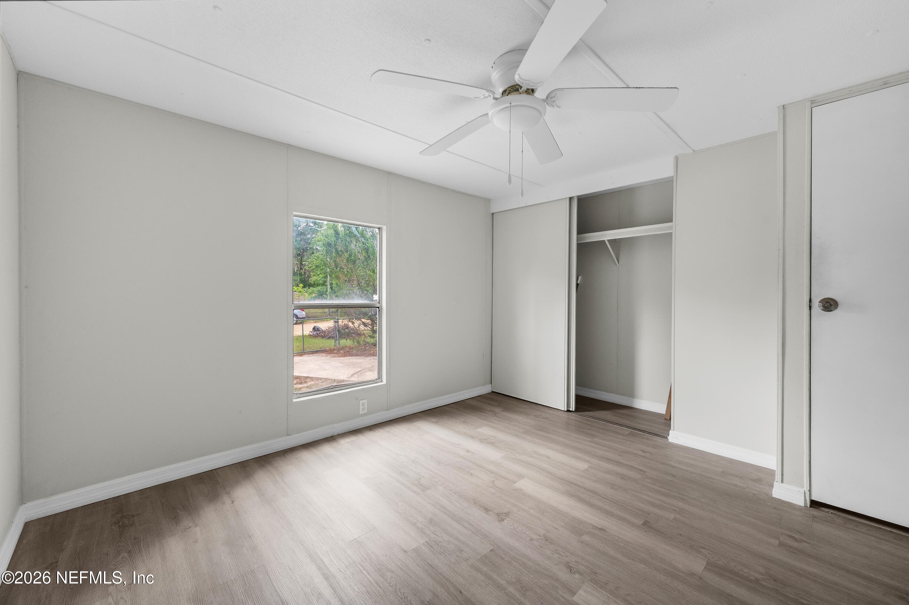 Photo 30 of 207 MILTON Avenue, Interlachen, FL 32148