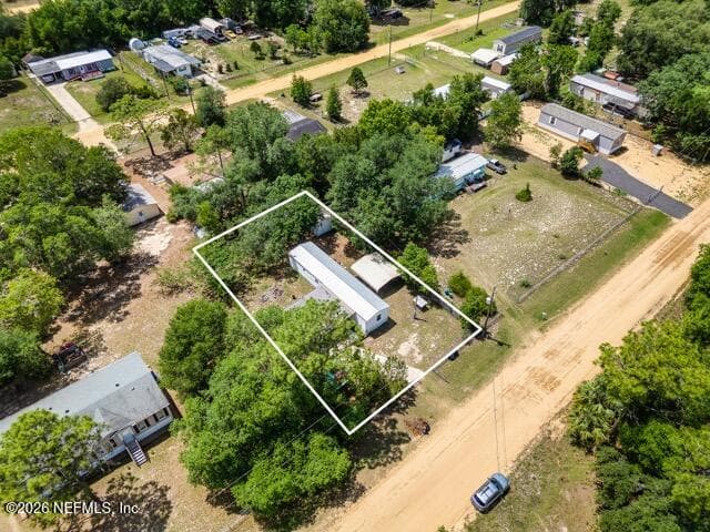 Photo 15 of 207 MILTON Avenue, Interlachen, FL 32148