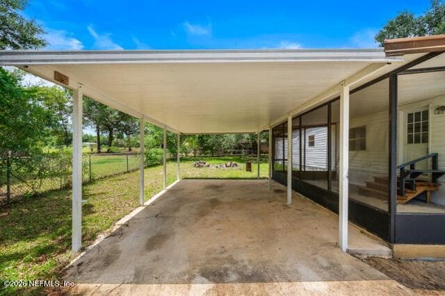 Photo 4 of 207 MILTON Avenue, Interlachen, FL 32148
