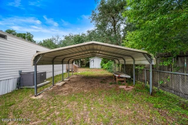 Photo 36 of 207 MILTON Avenue, Interlachen, FL 32148