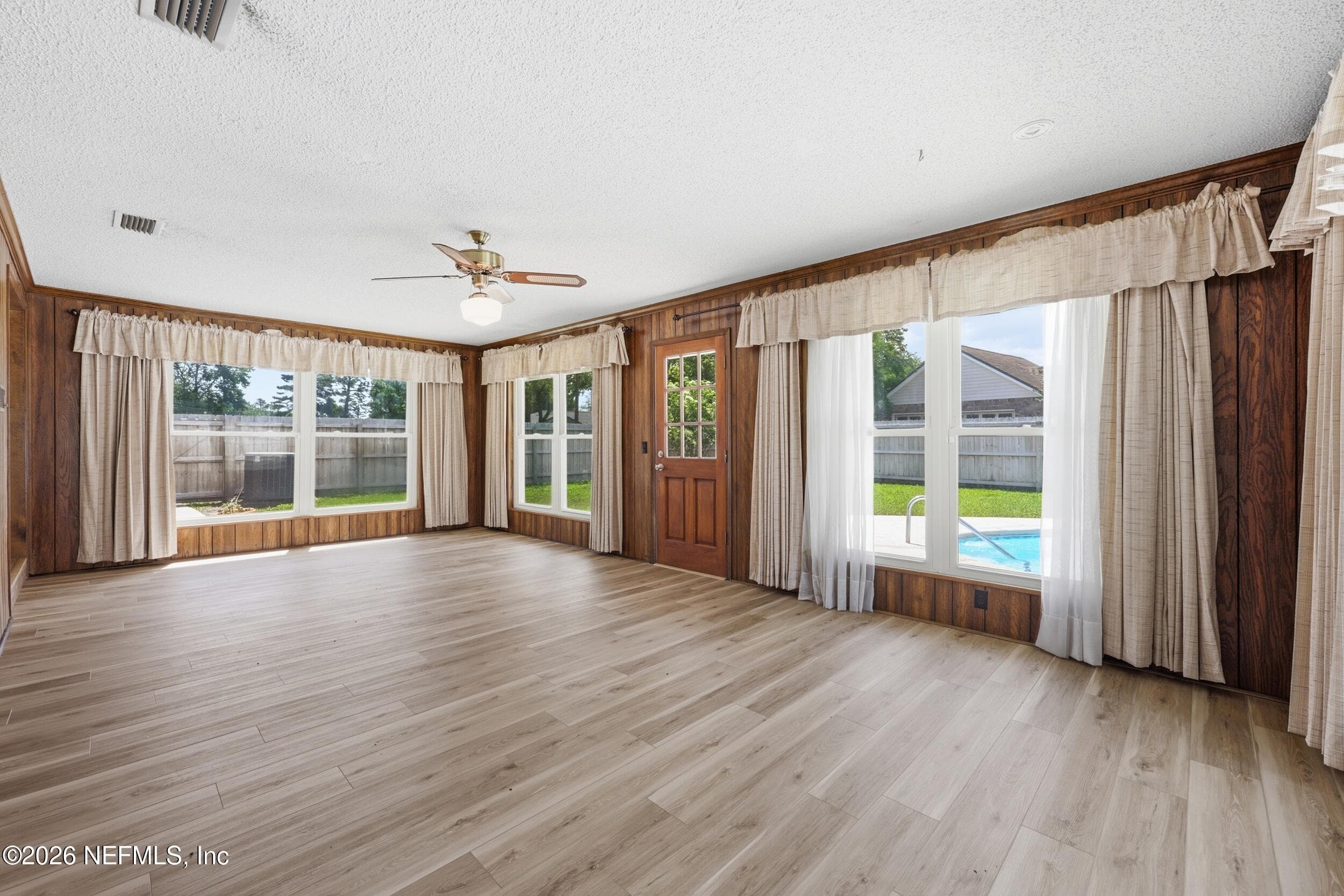 Large Family Room — 13040 LOBLOLLY Lane S, Jacksonville, FL 32246