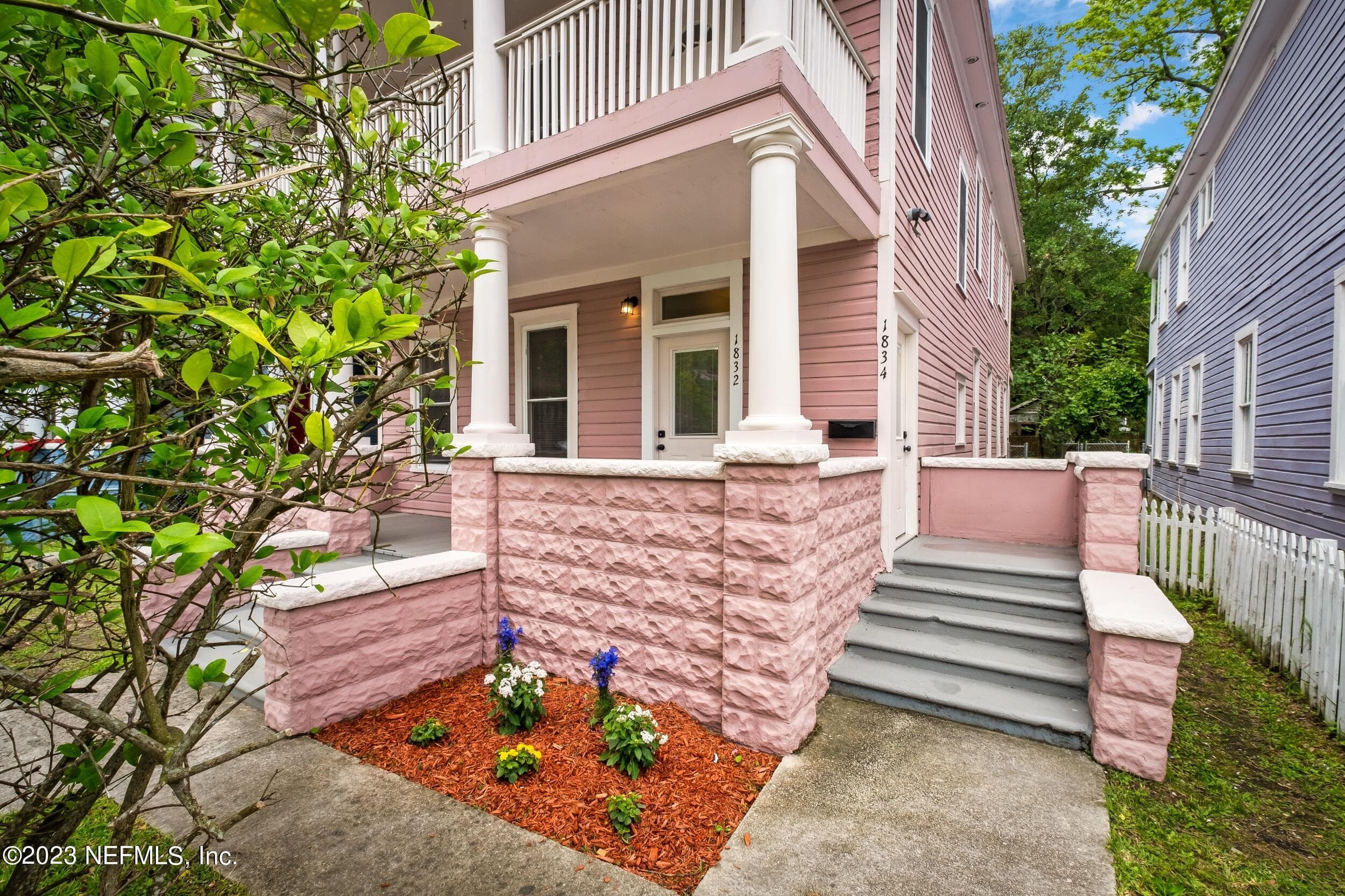 Photo 6 of 1832 WALNUT Street, Jacksonville, FL 32206