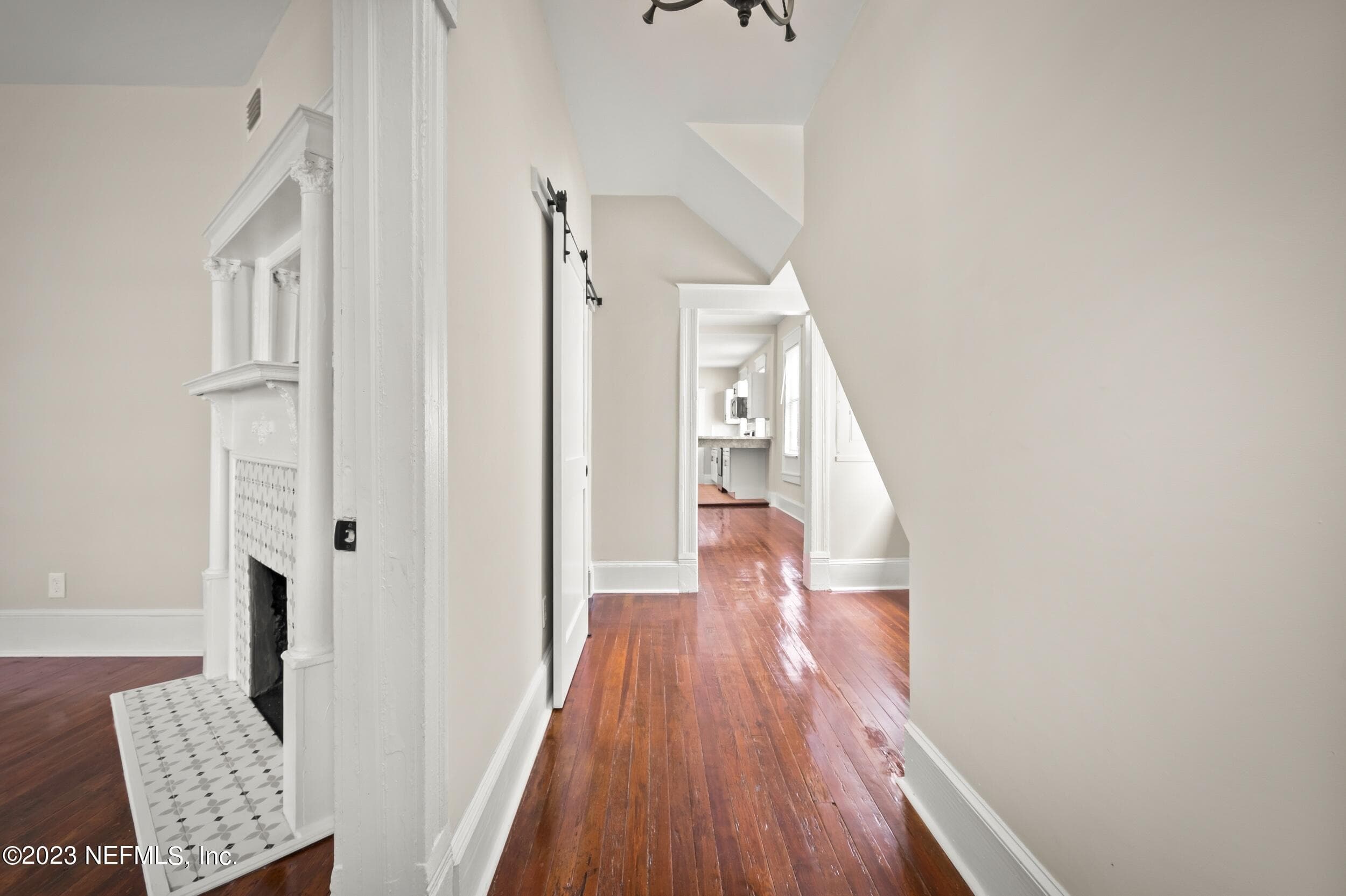 Photo 10 of 1832 WALNUT Street, Jacksonville, FL 32206