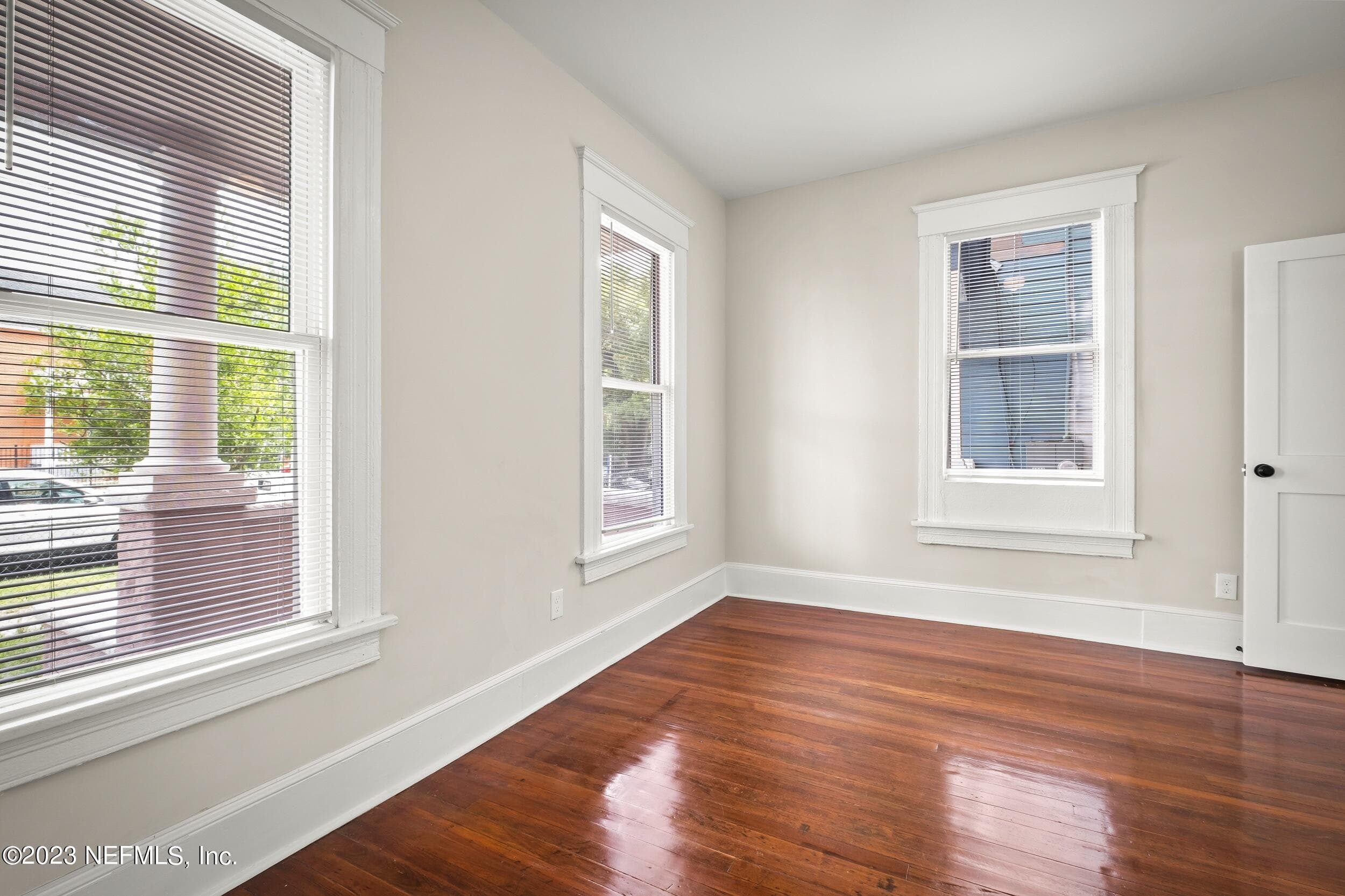 Photo 11 of 1832 WALNUT Street, Jacksonville, FL 32206
