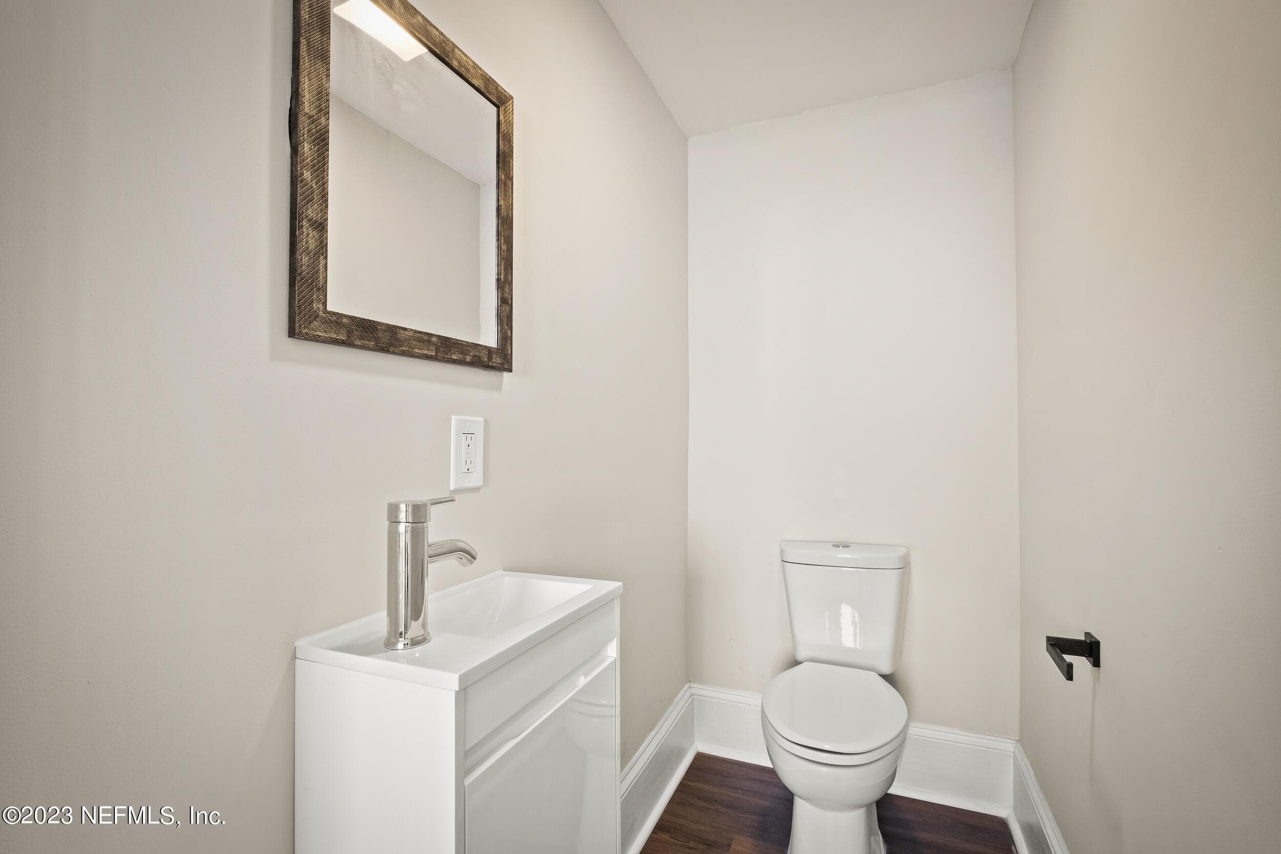 Photo 17 of 1832 WALNUT Street, Jacksonville, FL 32206