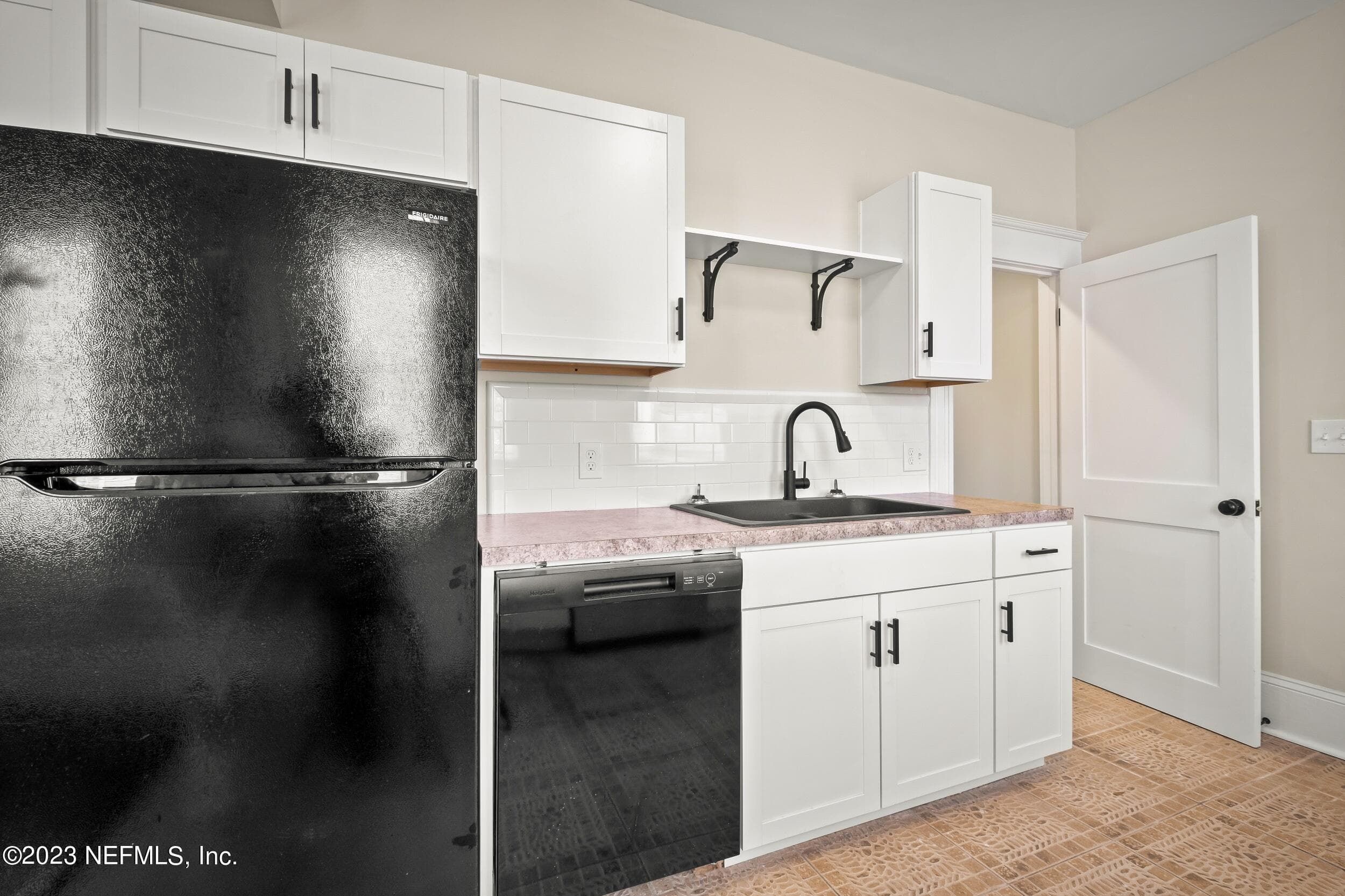 Photo 22 of 1832 WALNUT Street, Jacksonville, FL 32206