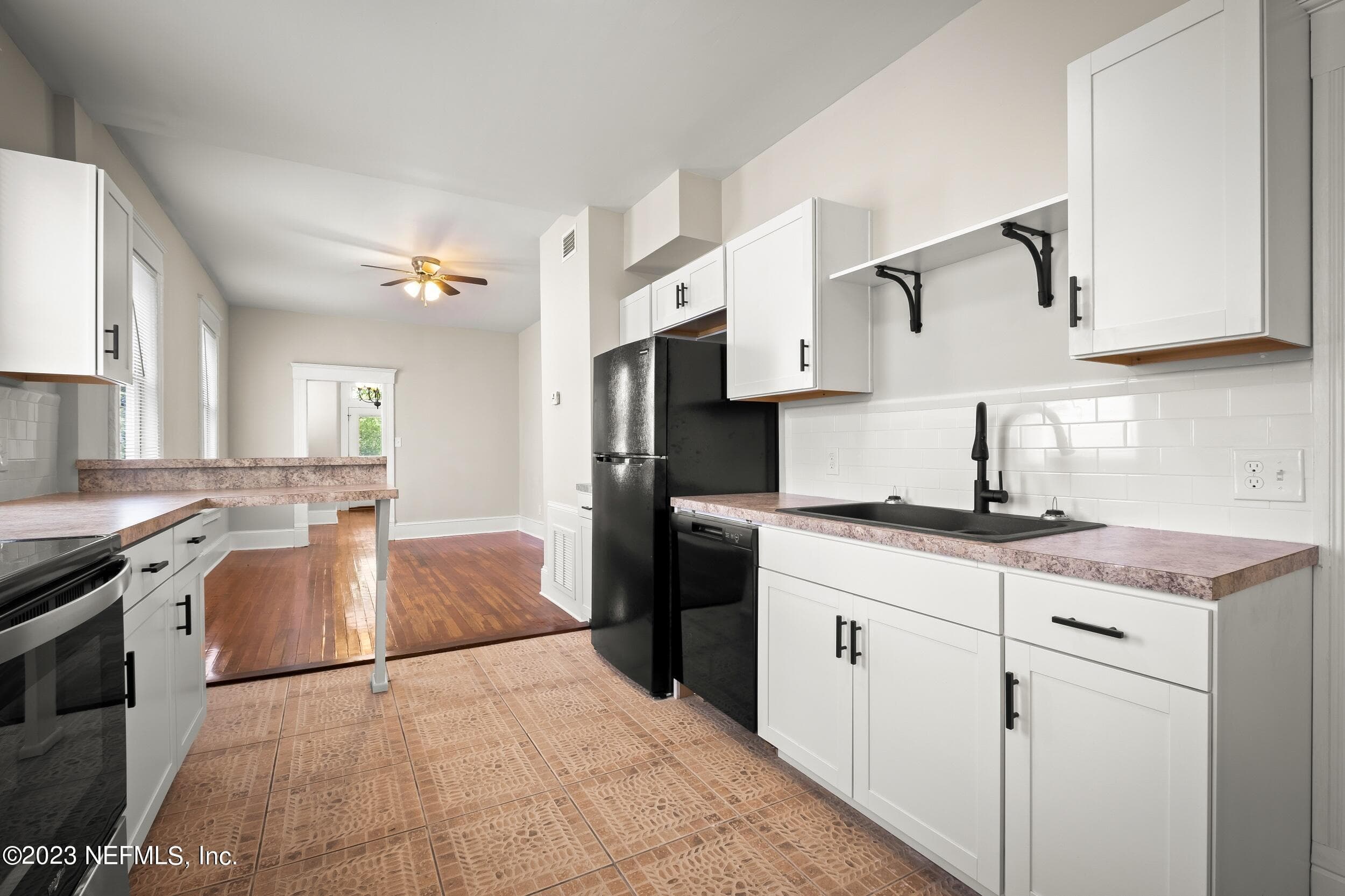 Photo 23 of 1832 WALNUT Street, Jacksonville, FL 32206