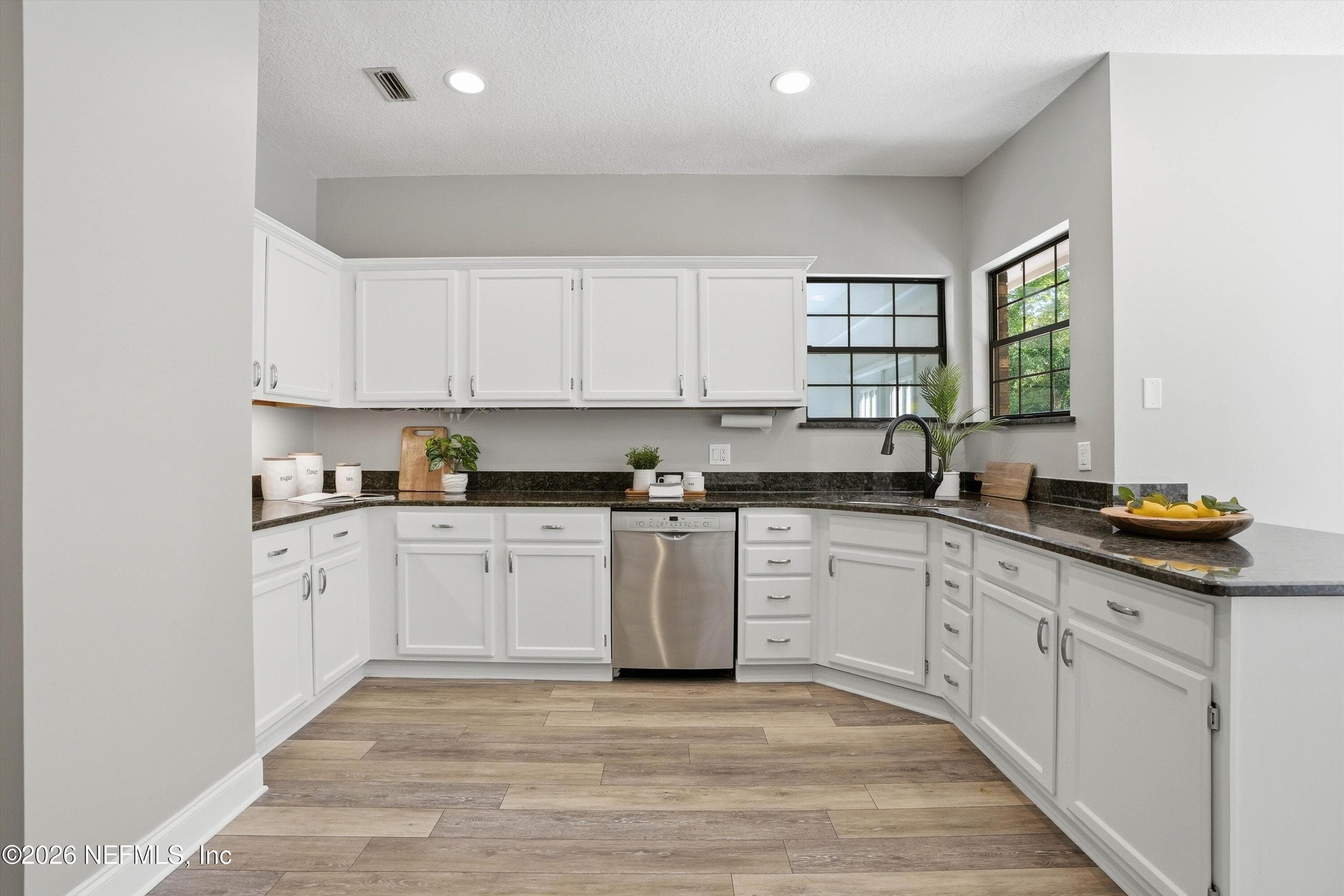 Photo 13 of 1817 SPICEBERRY Circle E, Jacksonville, FL 32246
