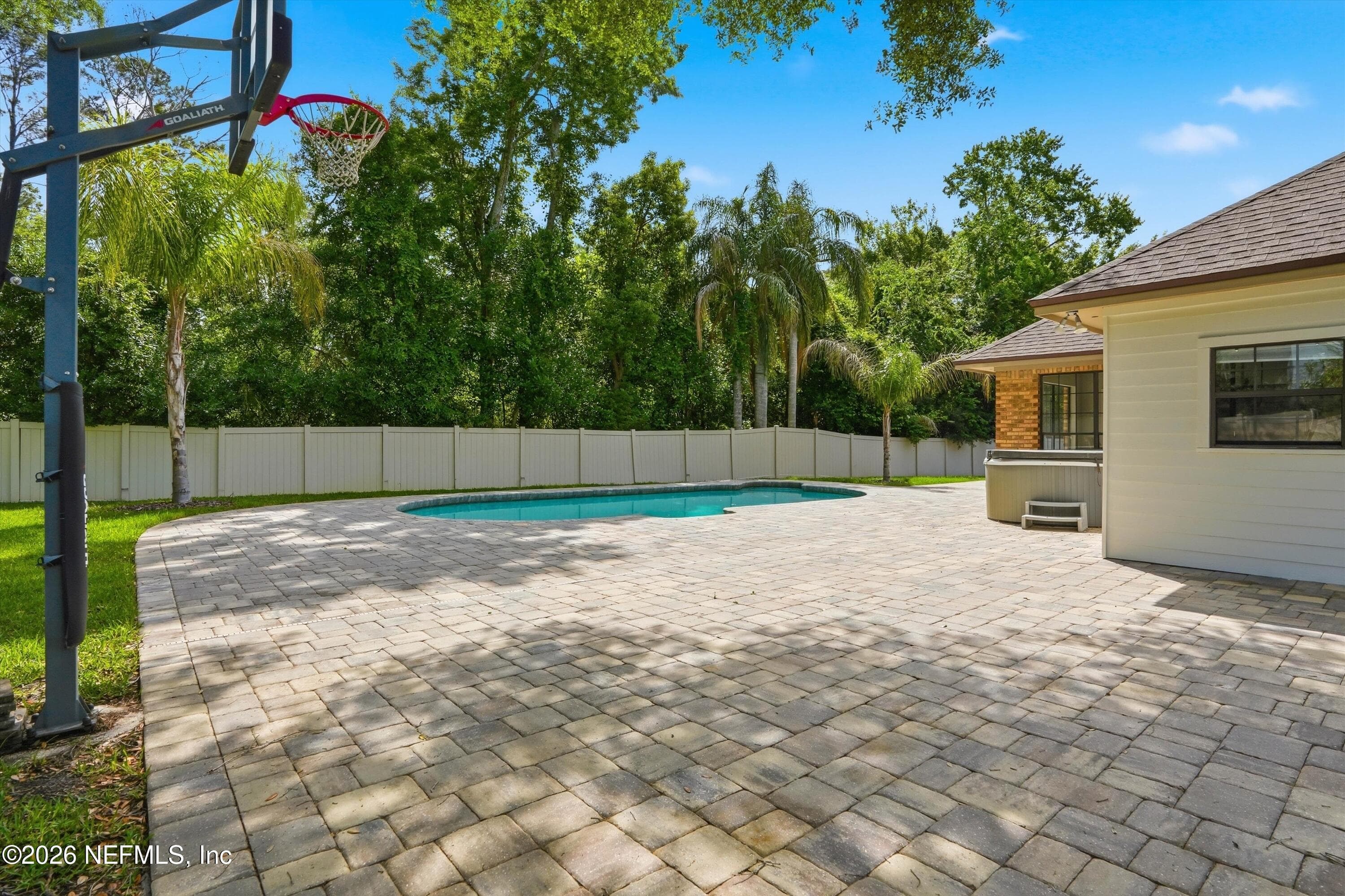 There are outdoor lights that allow for nighttime play! — 1817 SPICEBERRY Circle E, Jacksonville, FL 32246