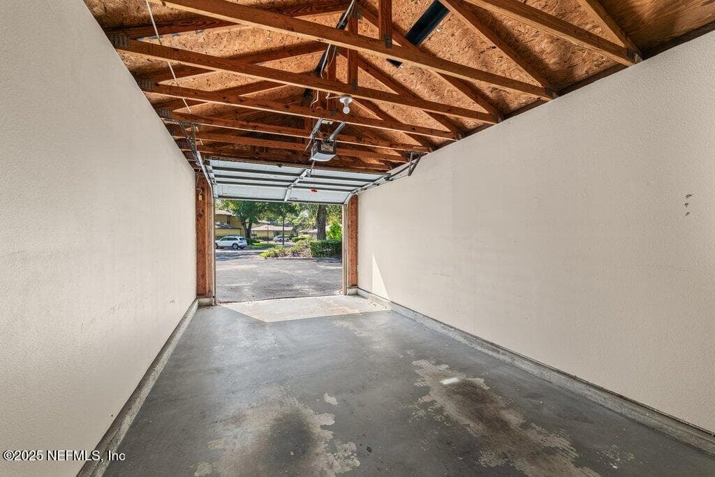 Garage — 10150 BELLE RIVE Boulevard 303, Jacksonville, FL 32256