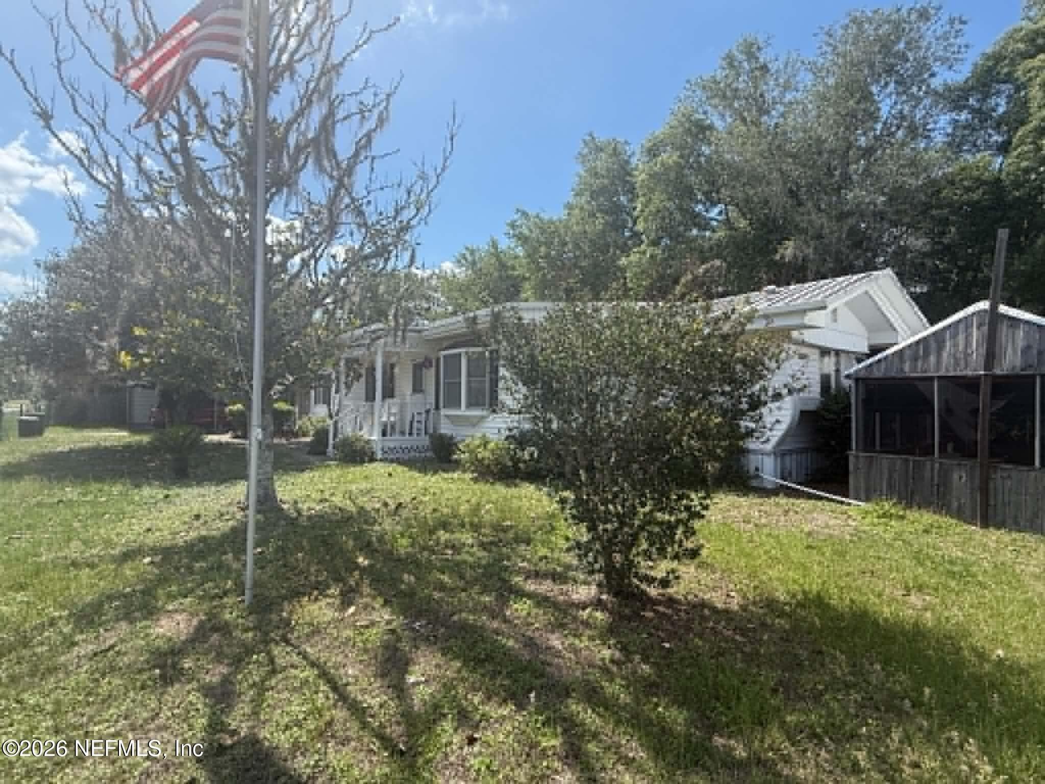 Photo 7 of 412 64TH Street, Interlachen, FL 32148