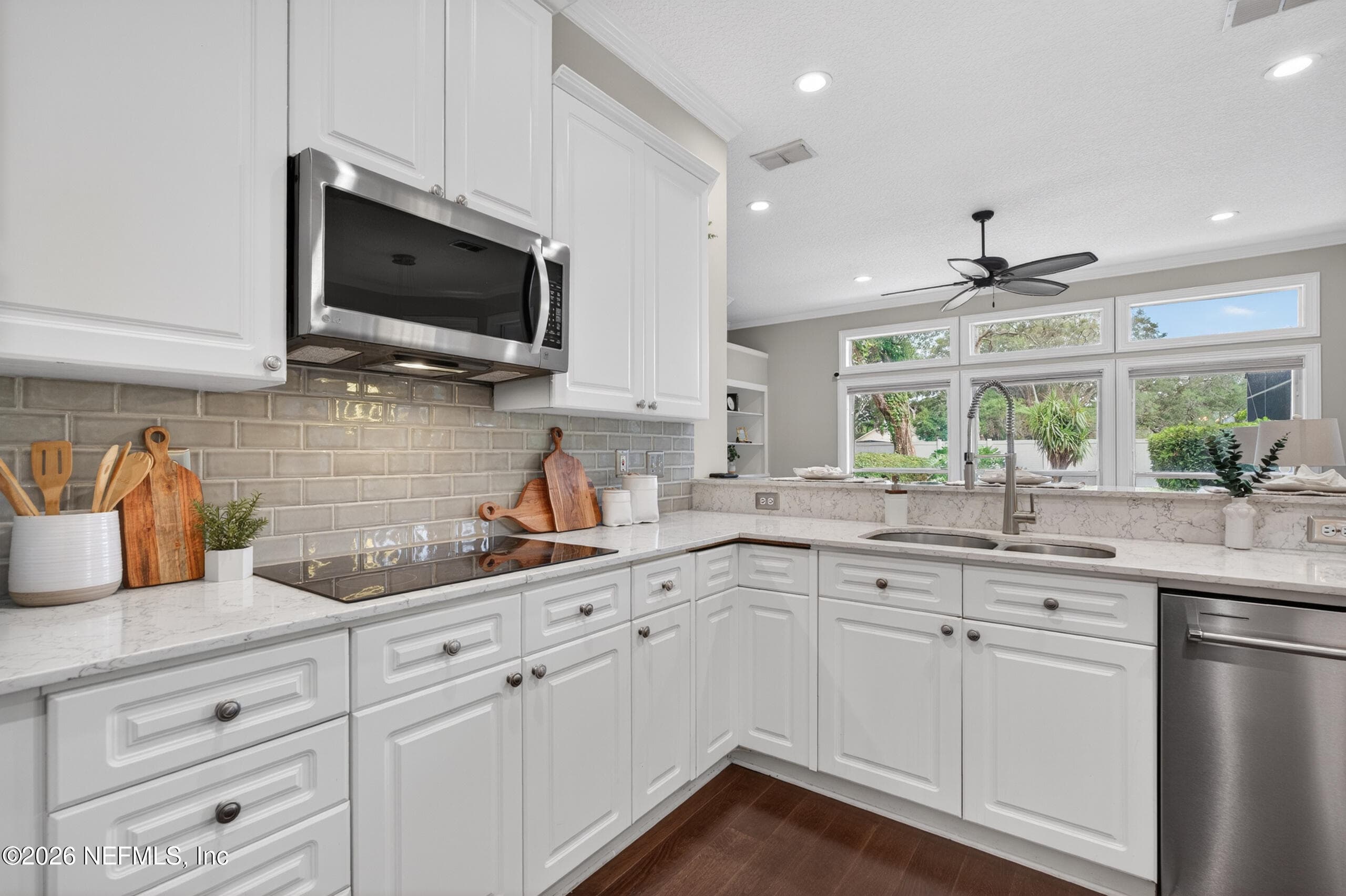 Kitchen views — 13634 SHIPWATCH Drive, Jacksonville, FL 32225
