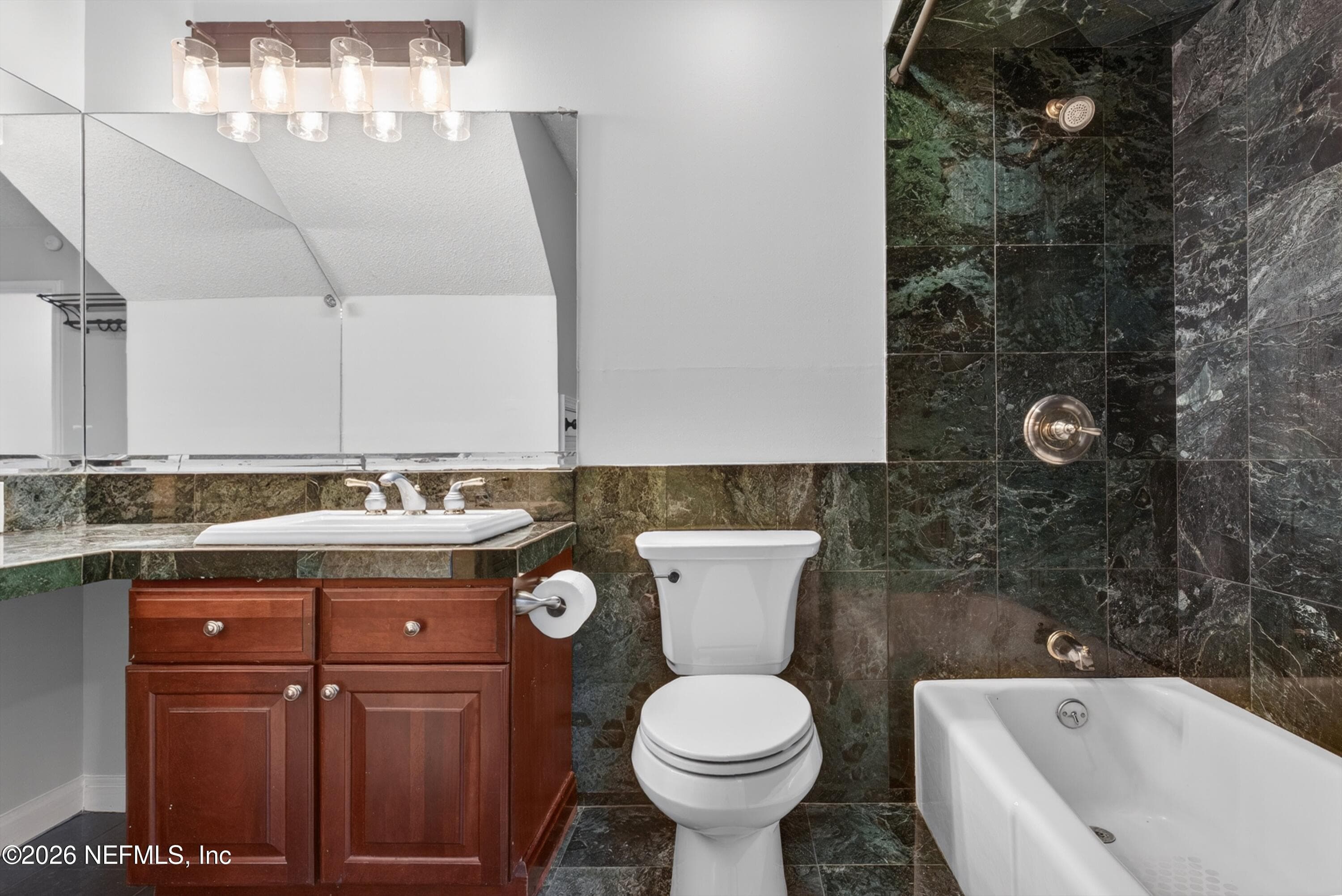 1 st Full Bathroom. — 2411 HALPERNS Way, Middleburg, FL 32068