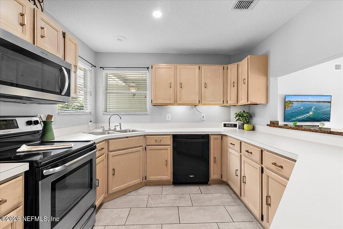 Photo 6 of 1472 MARSH RABBIT Way, Fleming Island, FL 32003