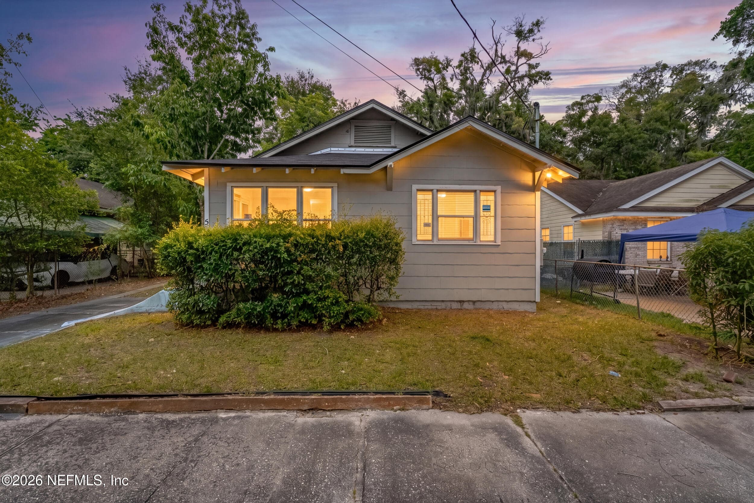 Photo 5 of 530 W 19TH Street, Jacksonville, FL 32206