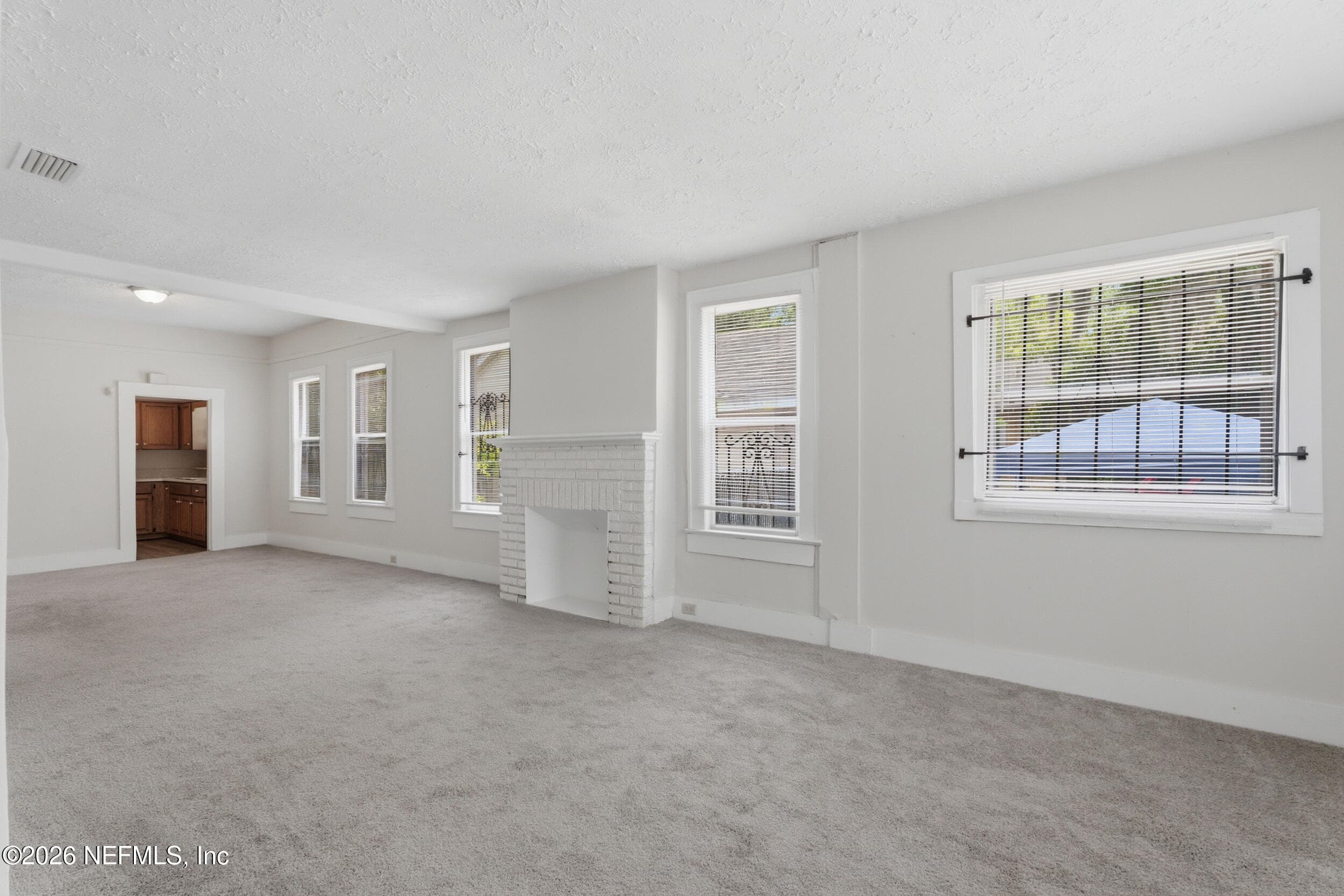 Photo 2 of 530 W 19TH Street, Jacksonville, FL 32206