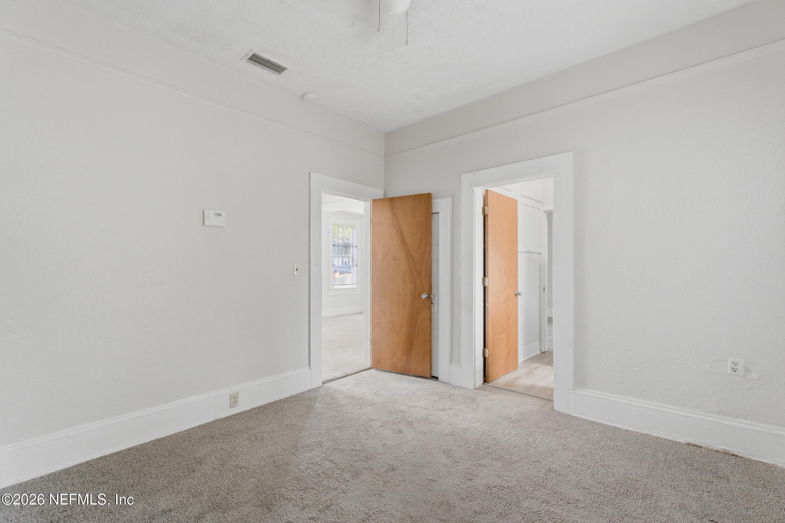 Photo 15 of 530 W 19TH Street, Jacksonville, FL 32206