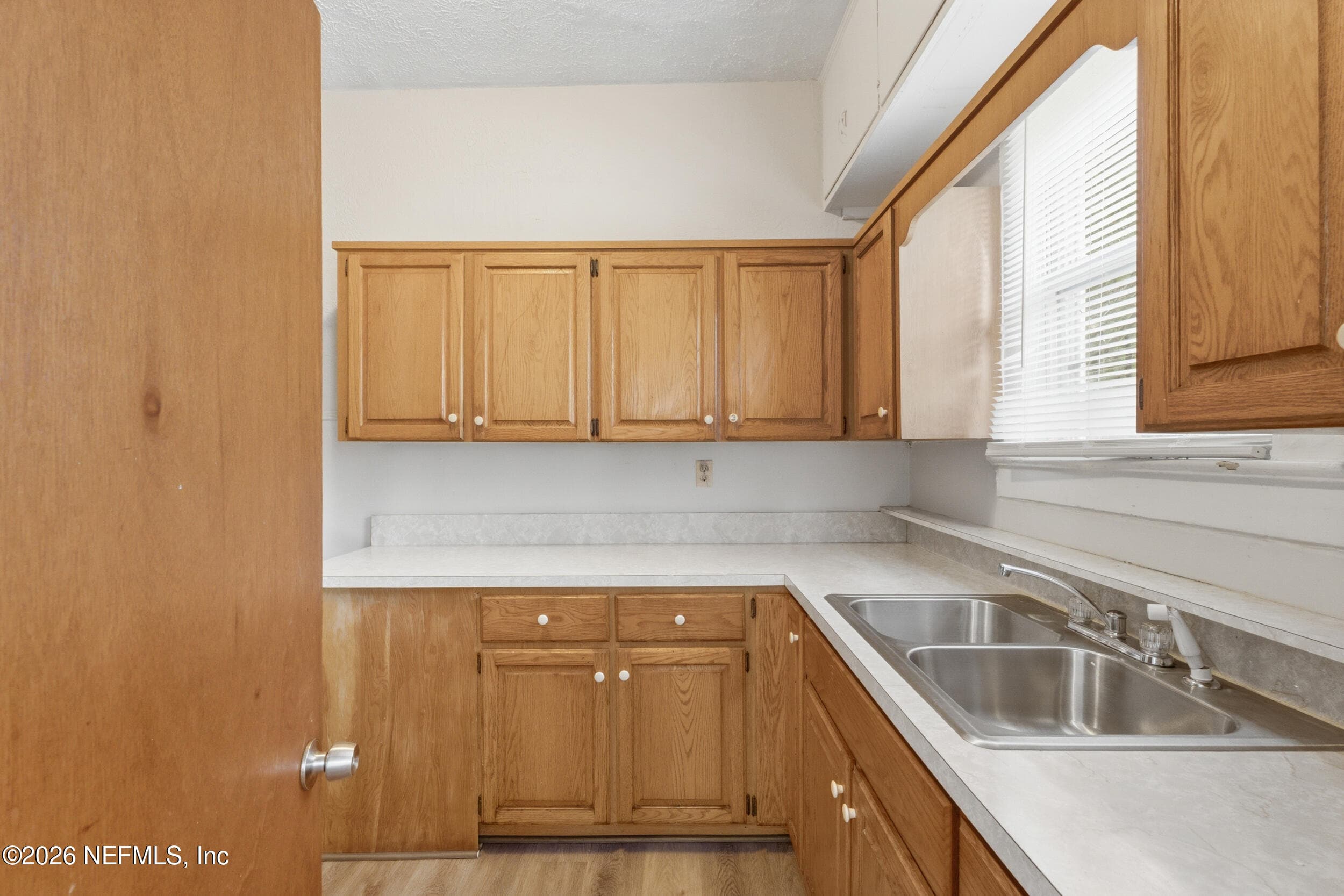 Photo 17 of 530 W 19TH Street, Jacksonville, FL 32206