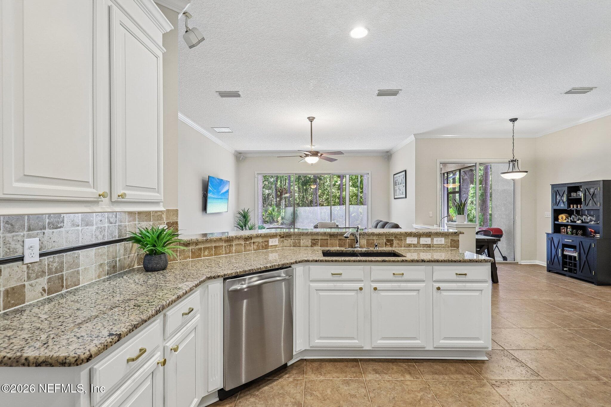 Photo 5 of 1916 VISTA LAKES Drive, Fleming Island, FL 32003