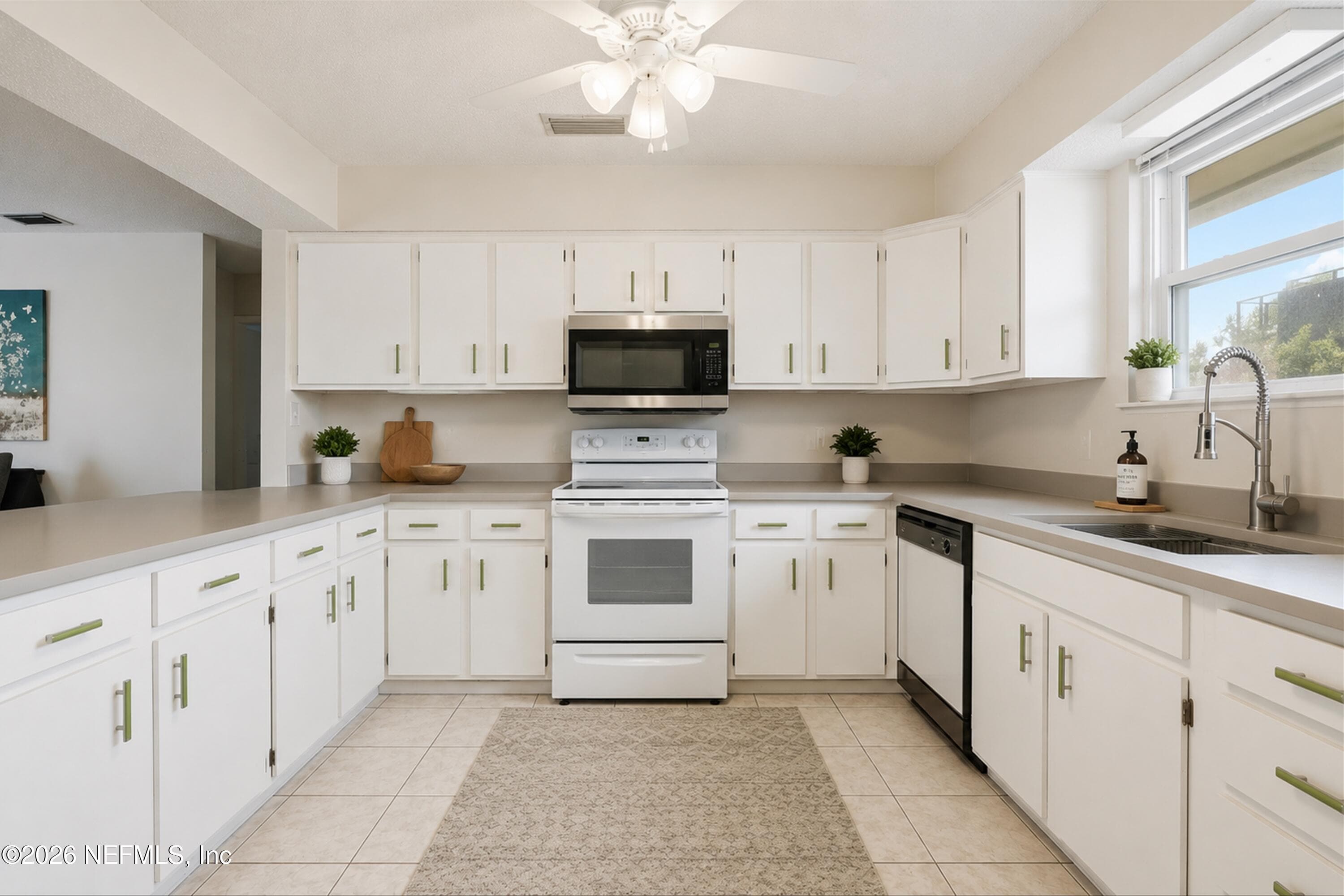 Photo 11 of 124 HOPKINS Street, Neptune Beach, FL 32266