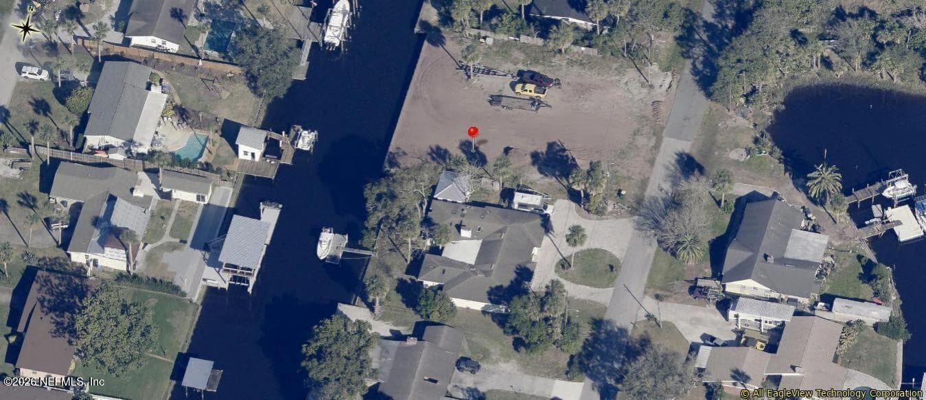 Photo 2 of 3322 QUEEN PALM Drive, Jacksonville Beach, FL 32250