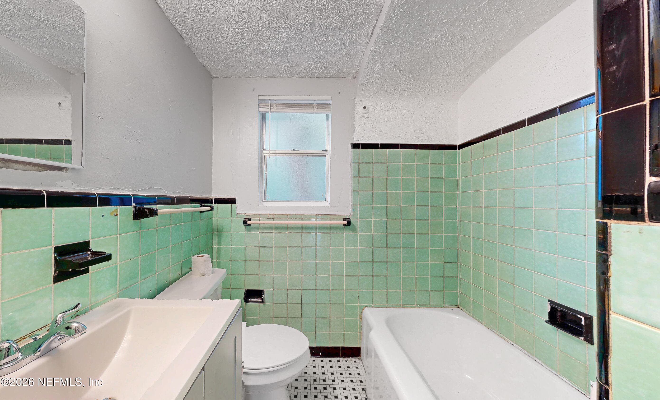 Photo 5 of 1603 W 14TH Street, Jacksonville, FL 32209
