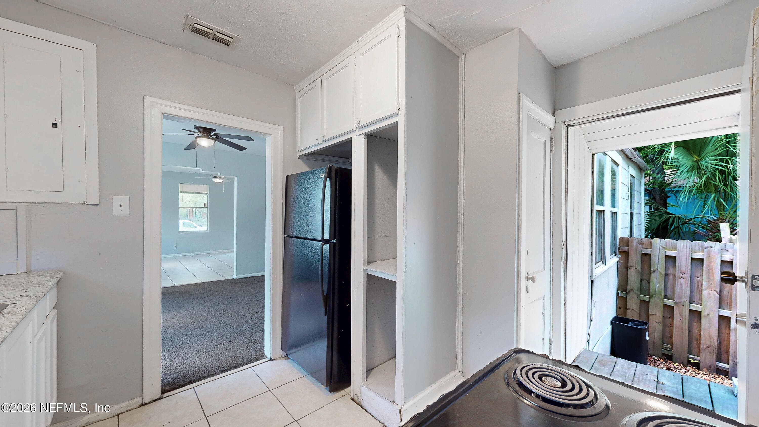 Photo 3 of 1603 W 14TH Street, Jacksonville, FL 32209