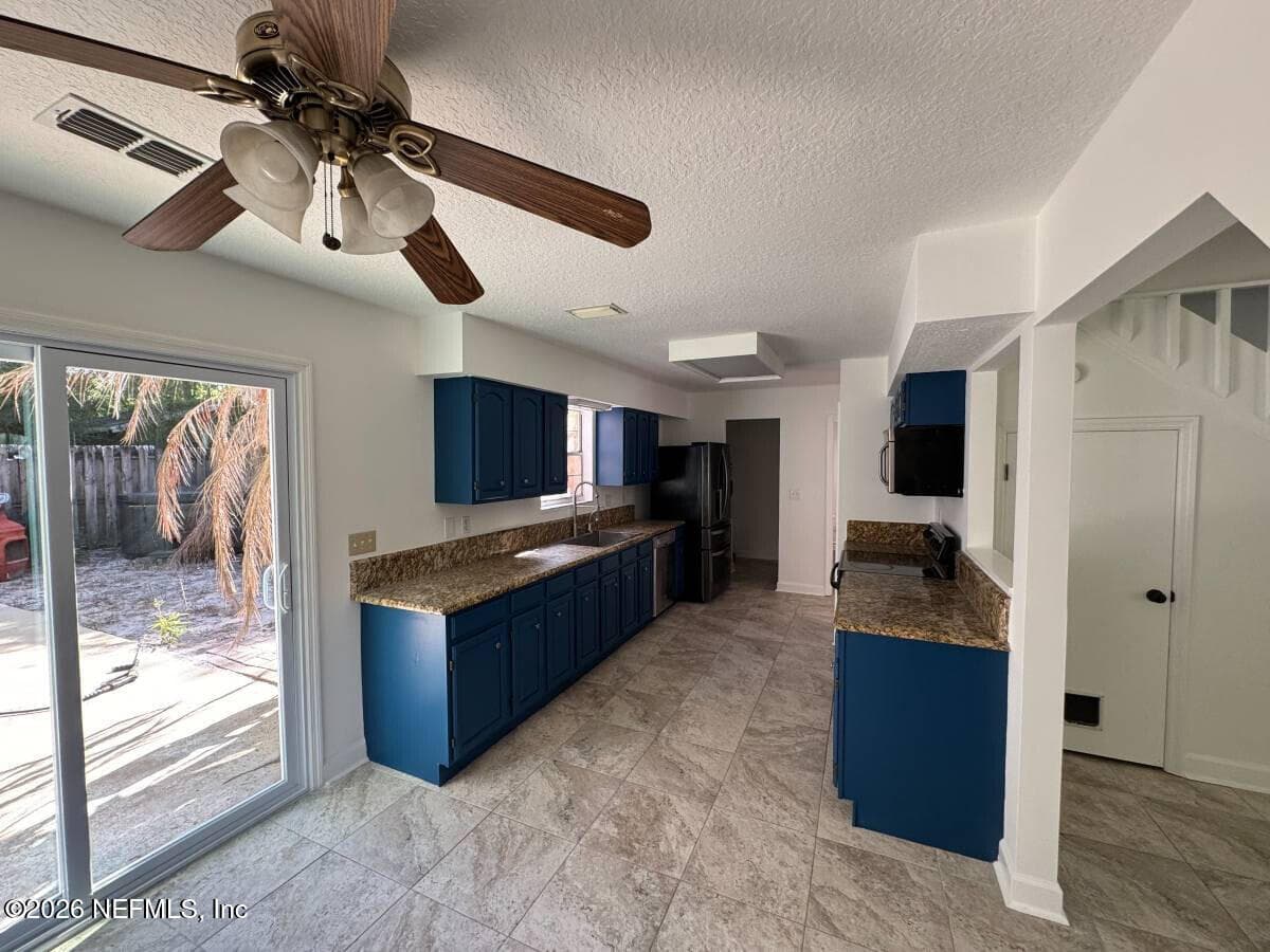 Photo 4 of 543 RAY EDWARDS Road, St. Augustine, FL 32086