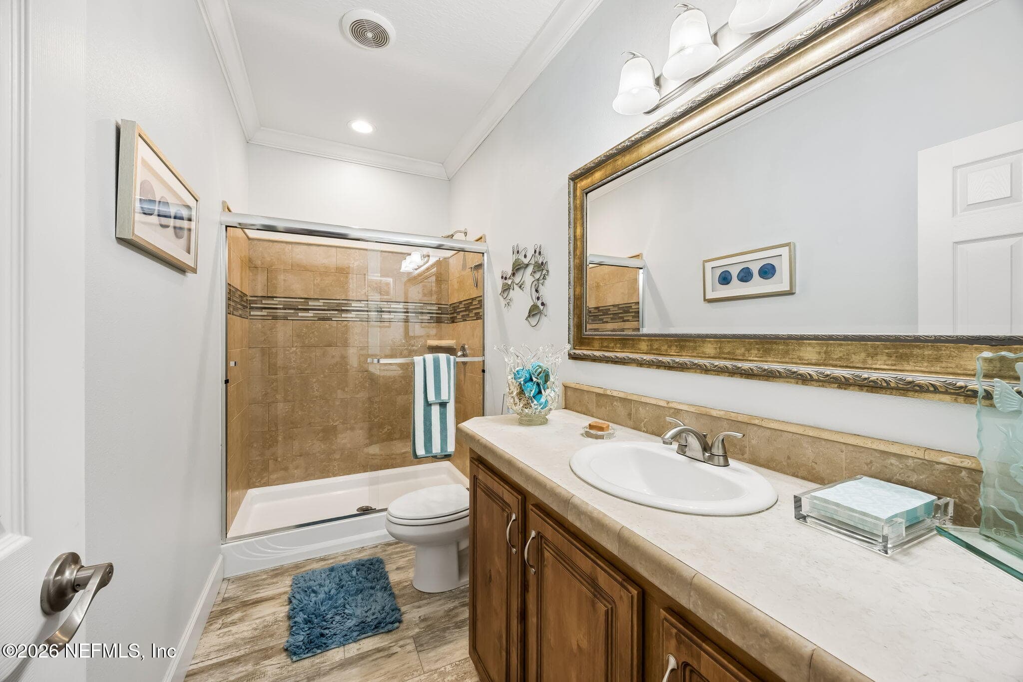 Guest Bathroom with walk-in shower — 329 PARADISE Circle, Satsuma, FL 32189
