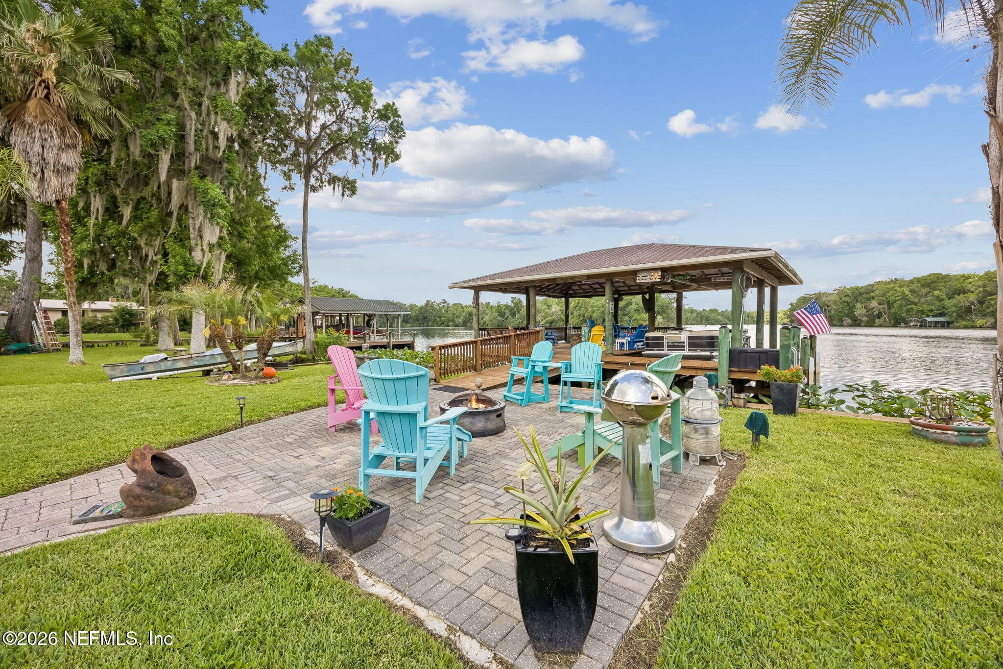 Open Seating Area — 329 PARADISE Circle, Satsuma, FL 32189
