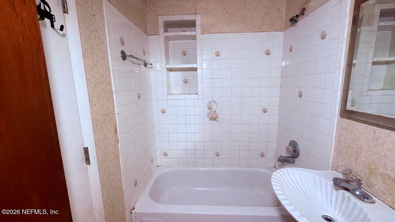 Photo 15 of 10384 PINEHURST Drive, Jacksonville, FL 32218