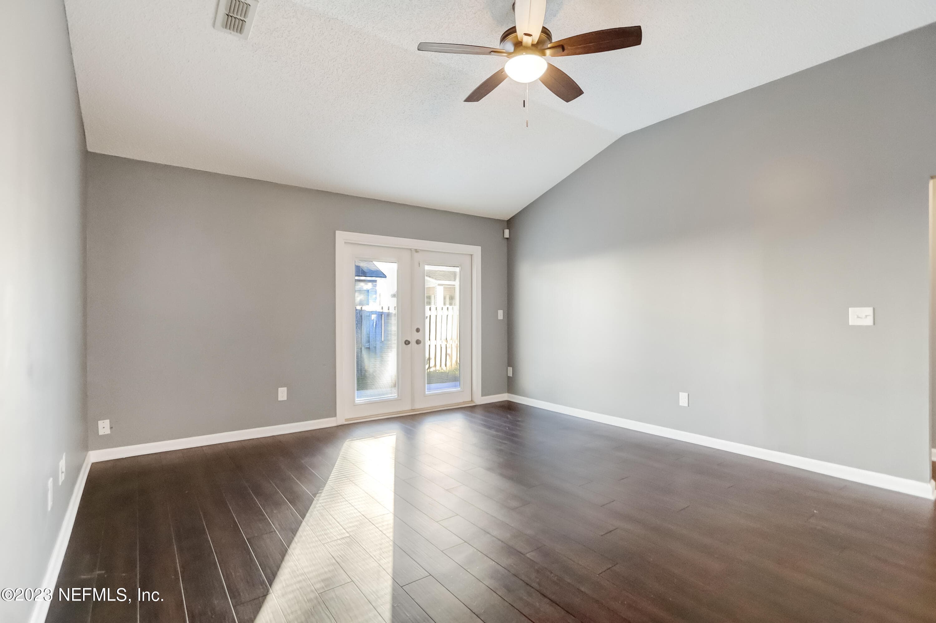 Photo 18 of 8023 TUXFORD Lane, Jacksonville, FL 32244
