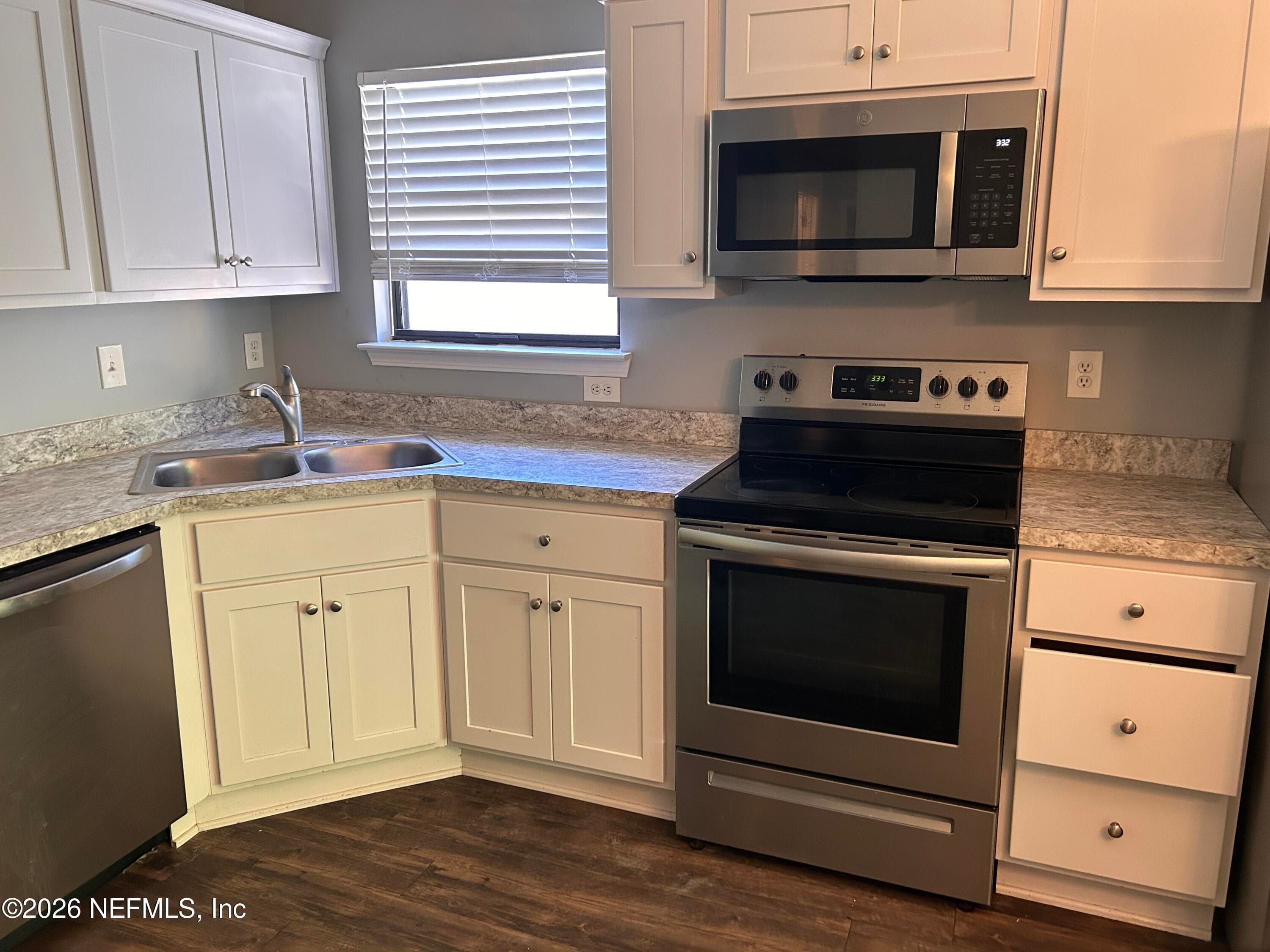Photo 17 of 2815 MAJESTIC CYPRESS Drive E, Jacksonville, FL 32233