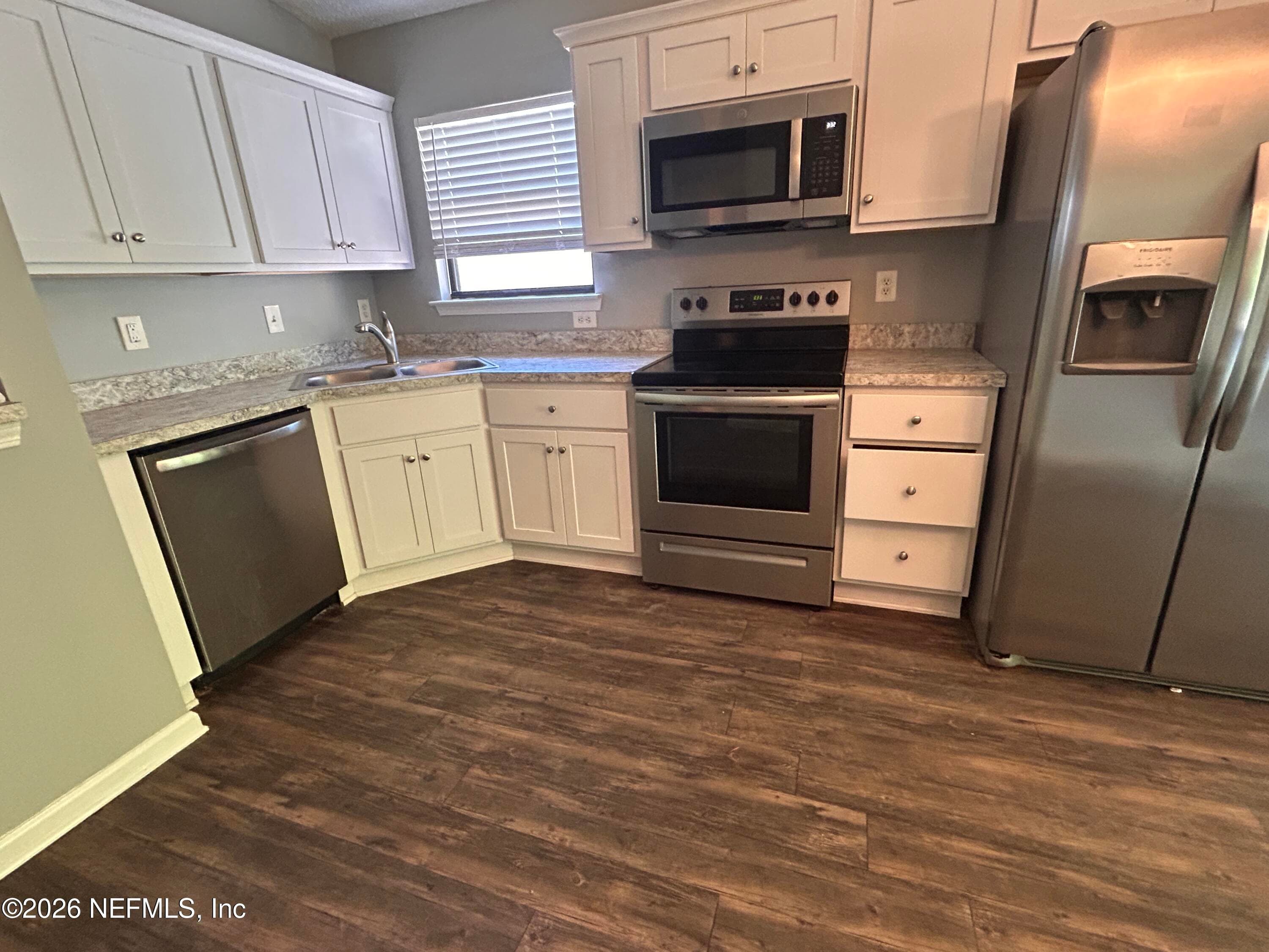 Photo 10 of 2815 MAJESTIC CYPRESS Drive E, Jacksonville, FL 32233