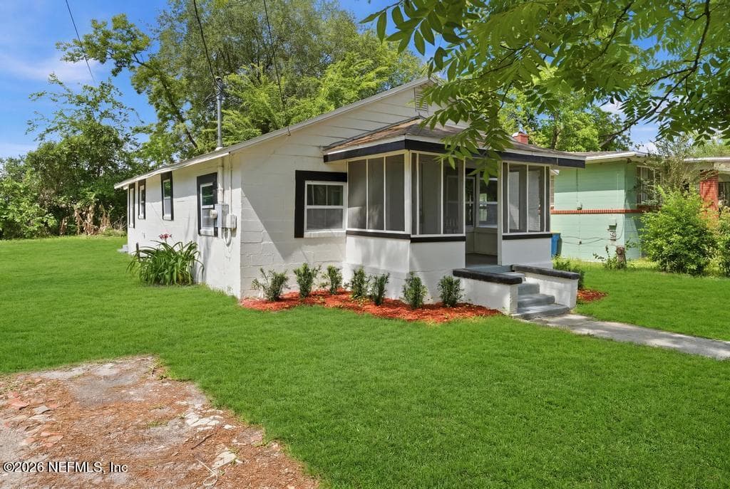 Photo 3 of 1823 W 44TH Street, Jacksonville, FL 32209