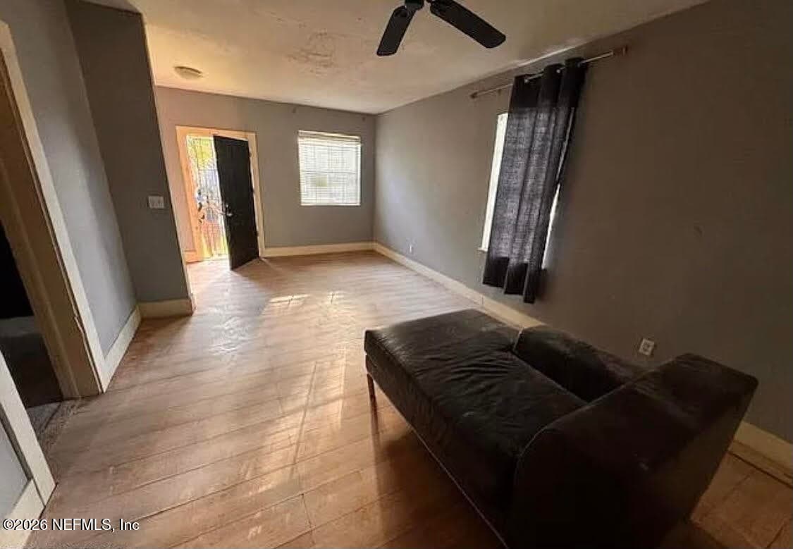 Photo 10 of 2916 PEARCE Street, Jacksonville, FL 32209